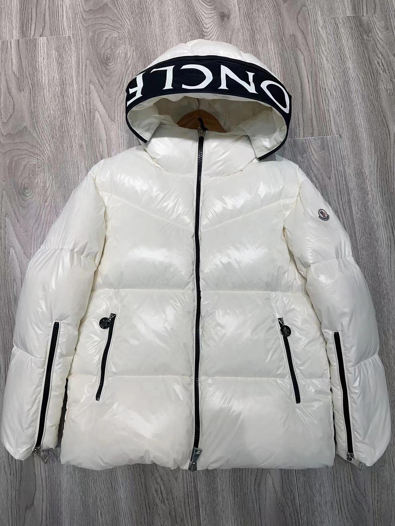 Moncler Down Jackets HighPerformance 146162