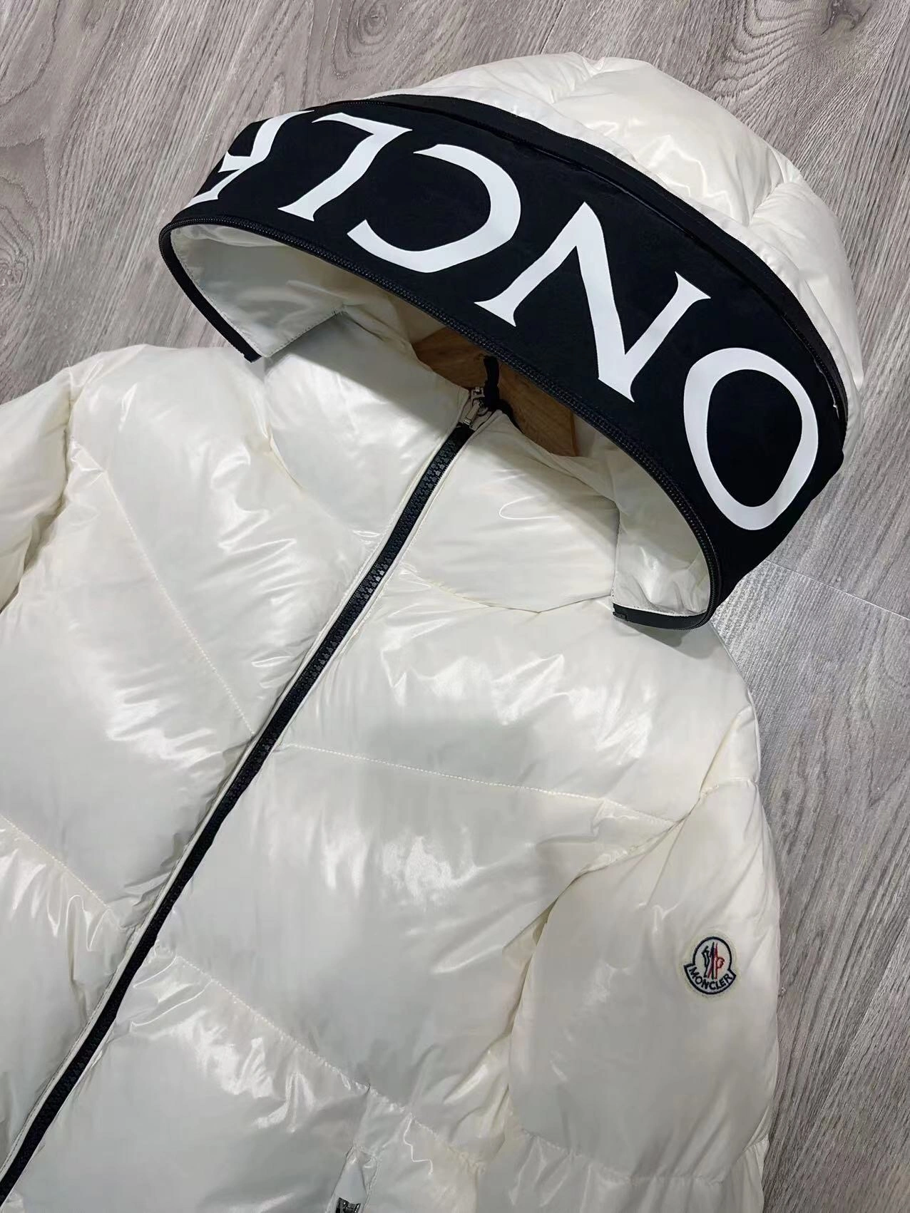 Moncler Down Jackets HighPerformance 146162