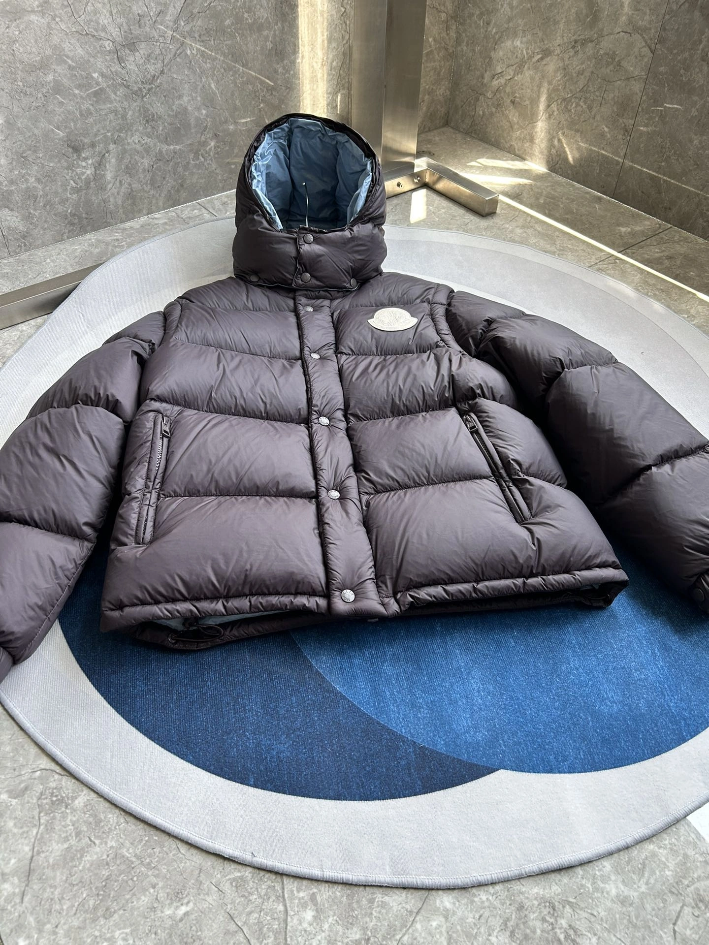 Contemporary Moncler Down Jackets 146172