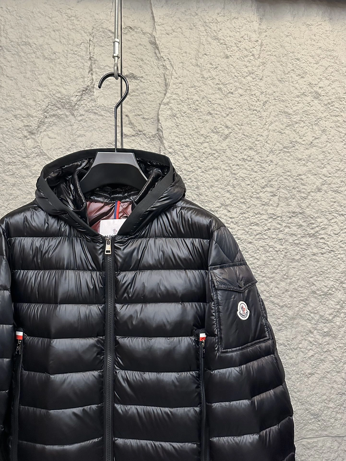Moncler Down Jackets Fashionable 146156