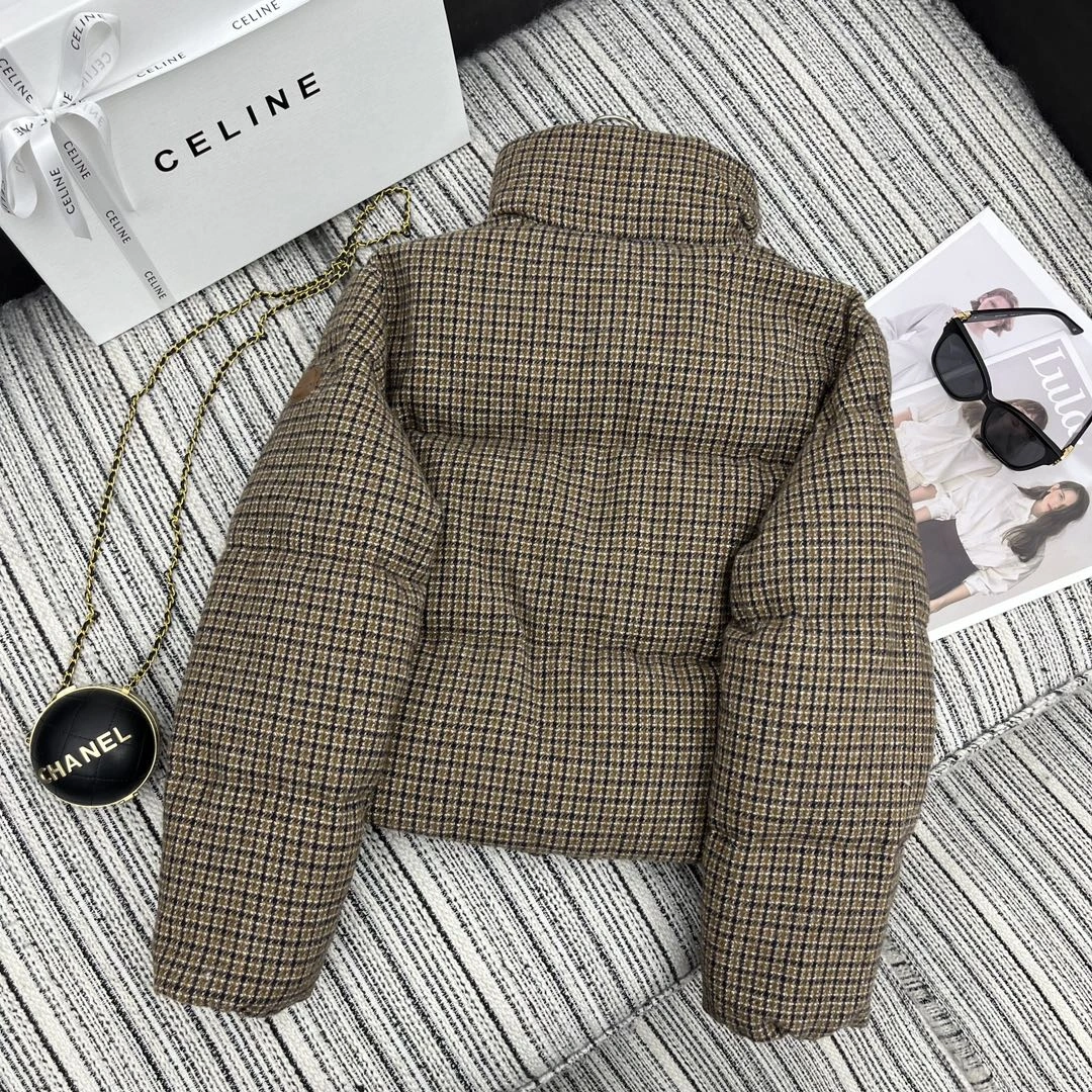 Moncler Down Jackets Durable 146170