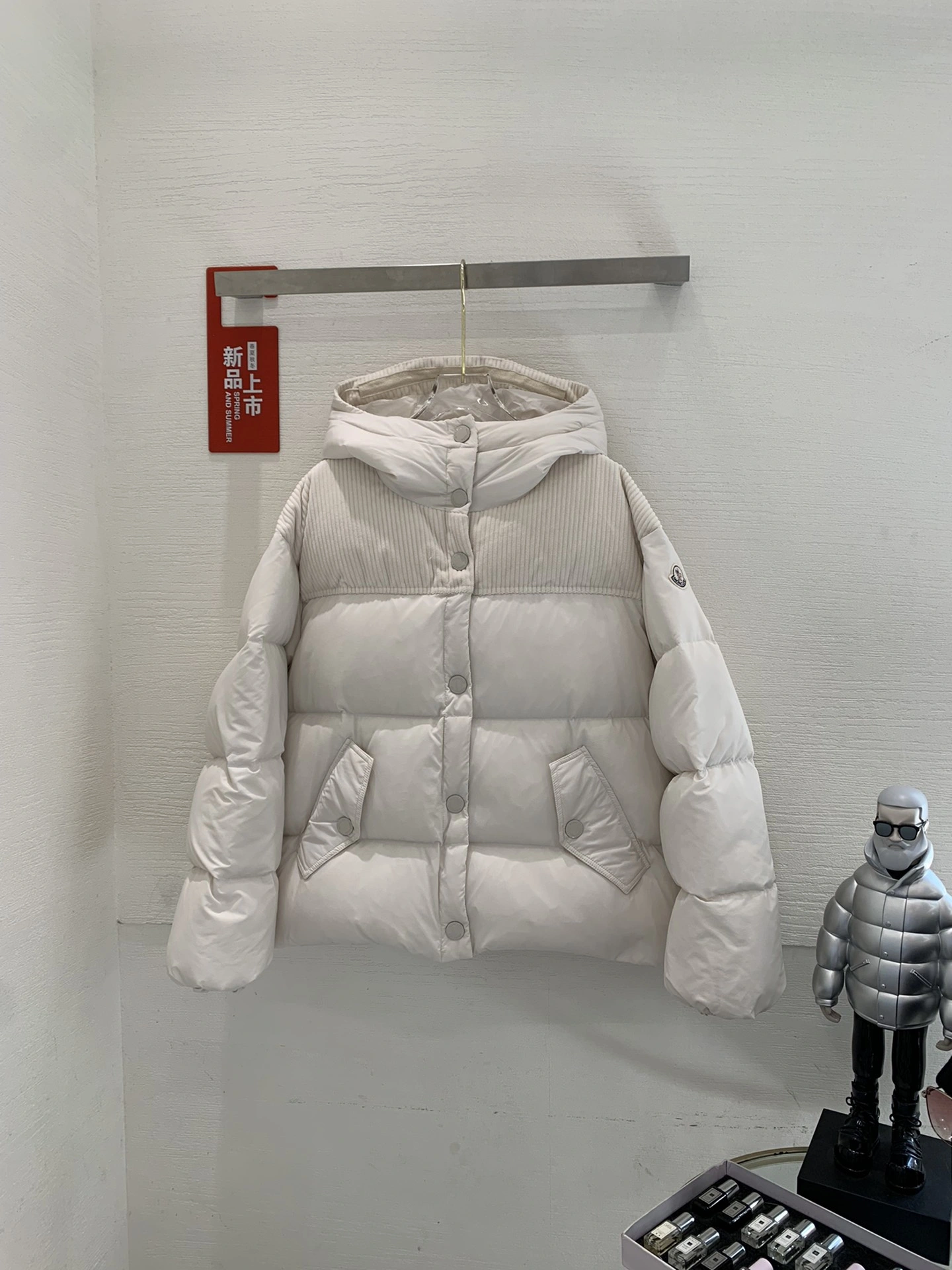 EasyMatch Moncler Down Jackets 146158
