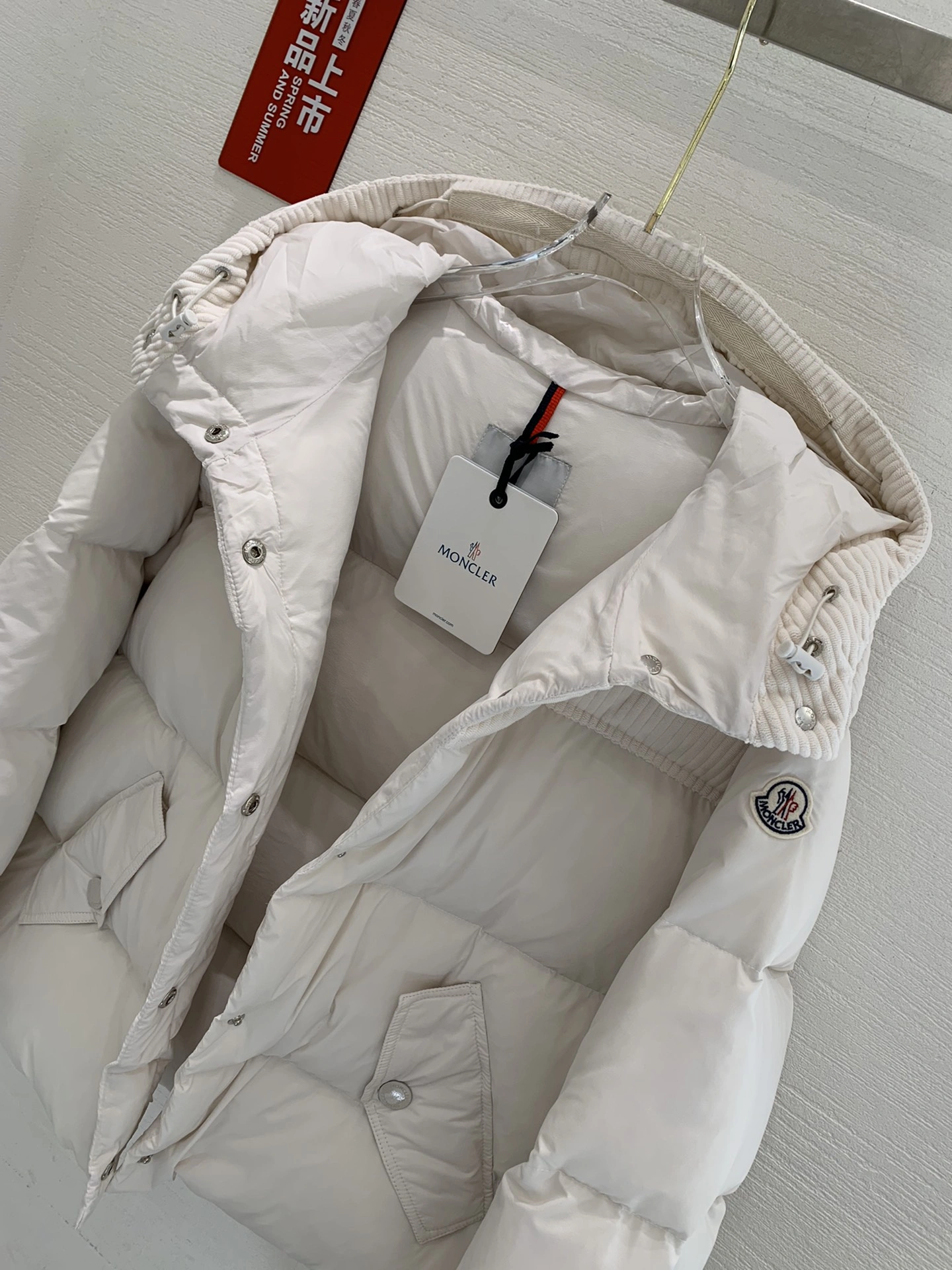 EasyMatch Moncler Down Jackets 146158
