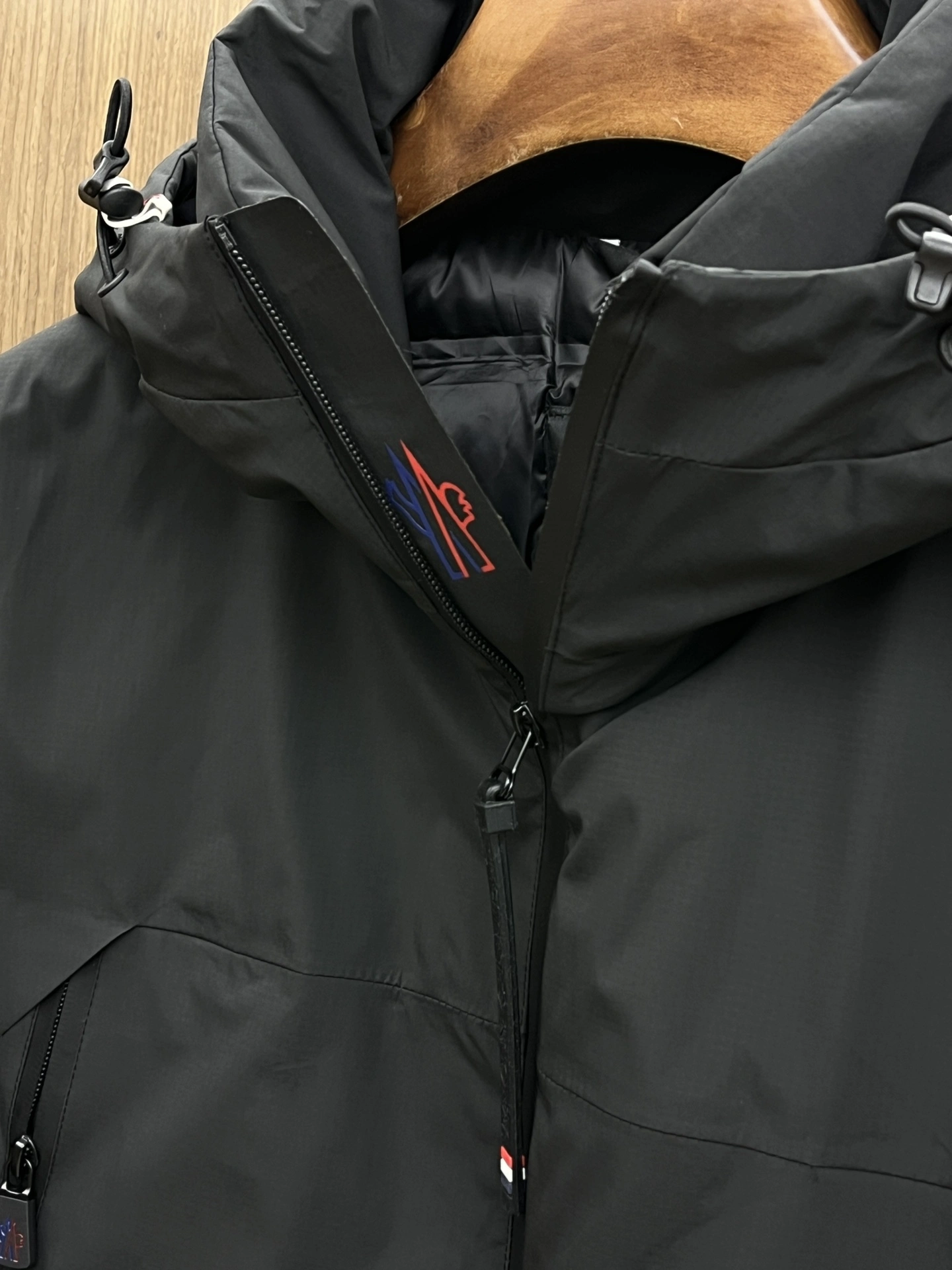 Practical Moncler Down Jackets 146155