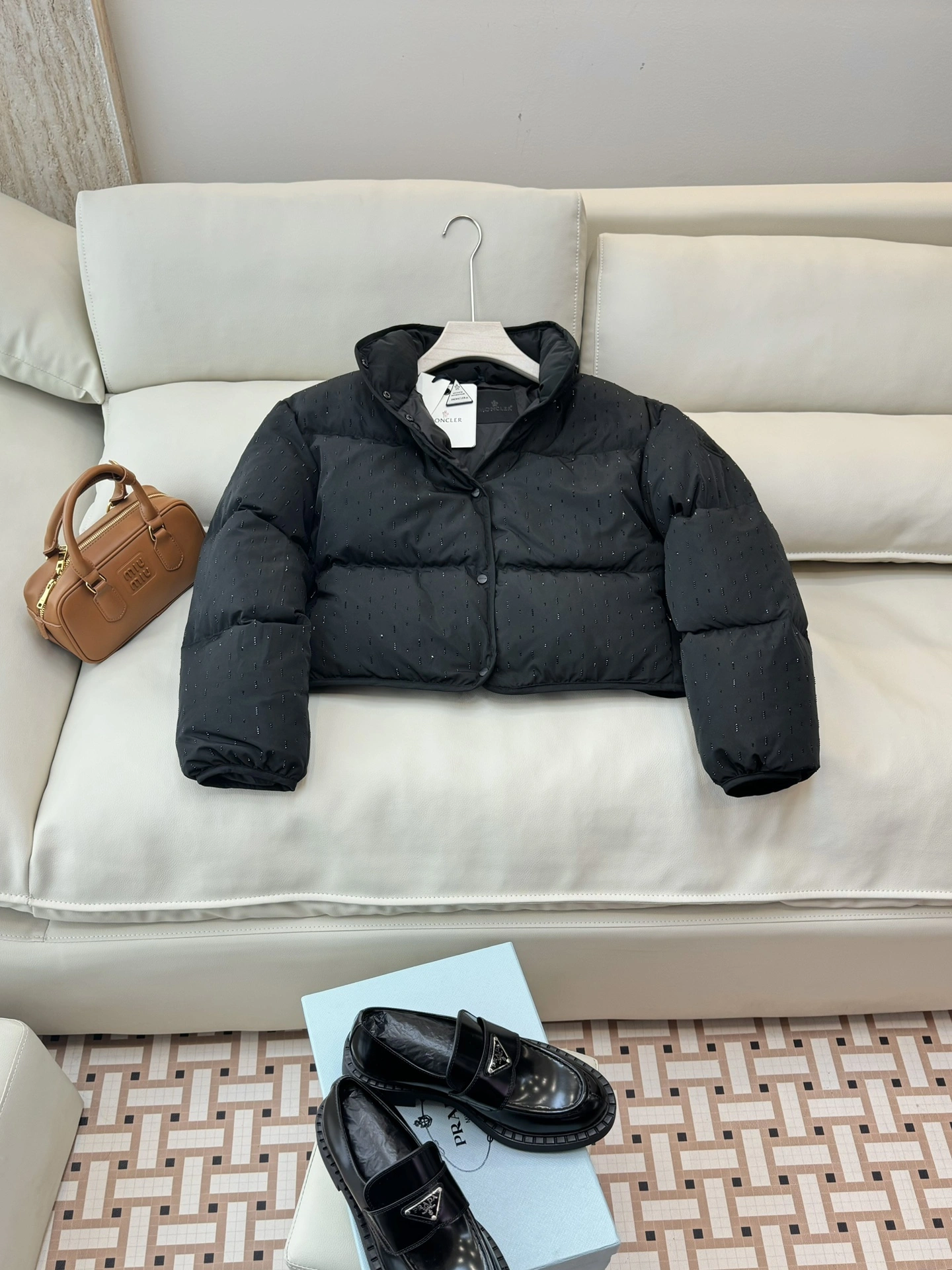 Moncler Down Jackets Stylish 146164