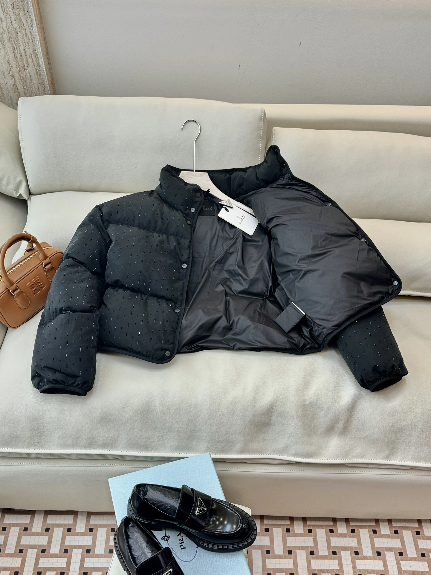 Moncler Down Jackets Stylish 146164