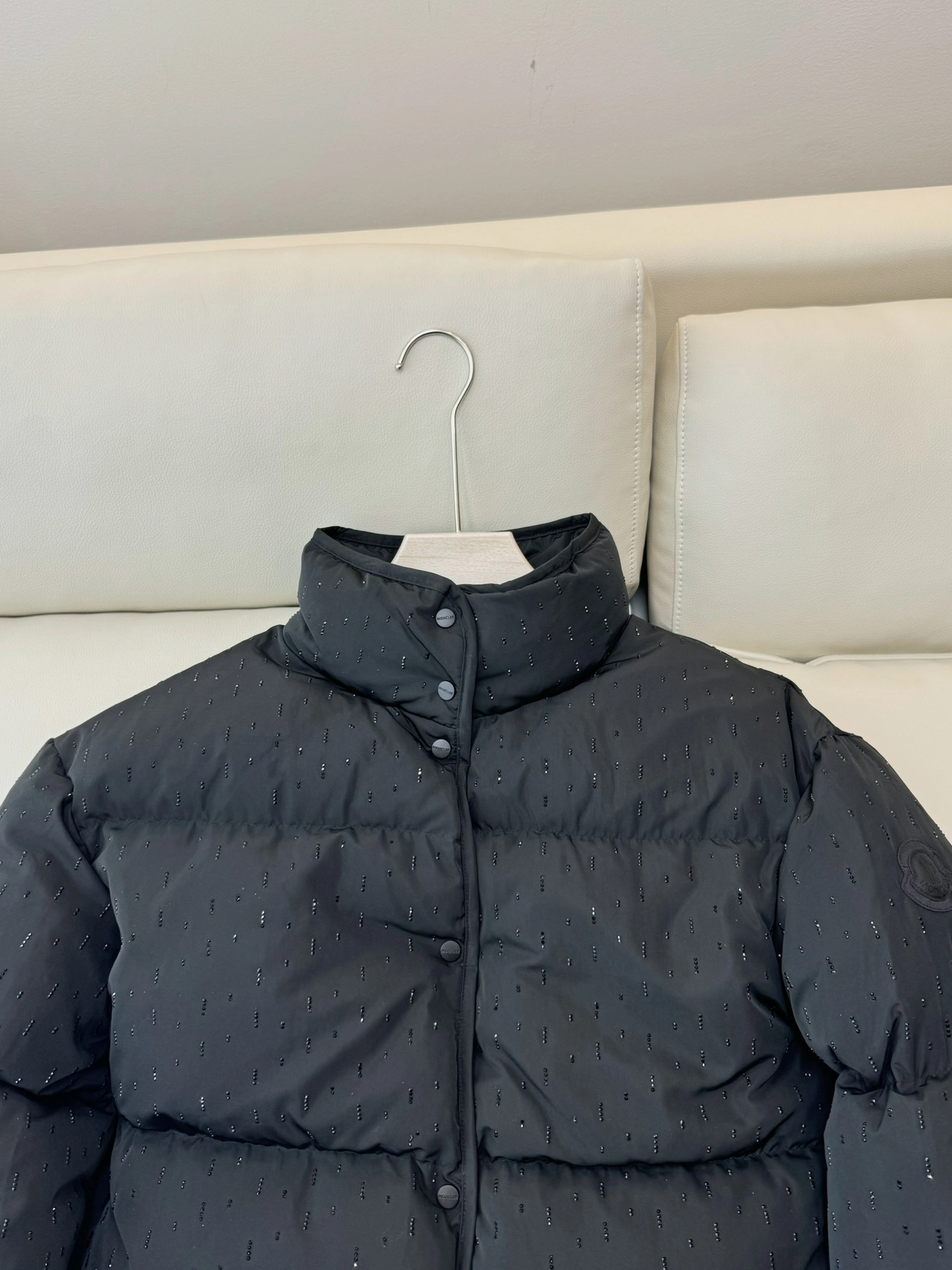 Moncler Down Jackets Stylish 146164
