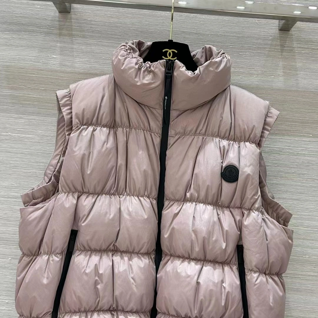 RelaxedFit Moncler Down Jackets 146154