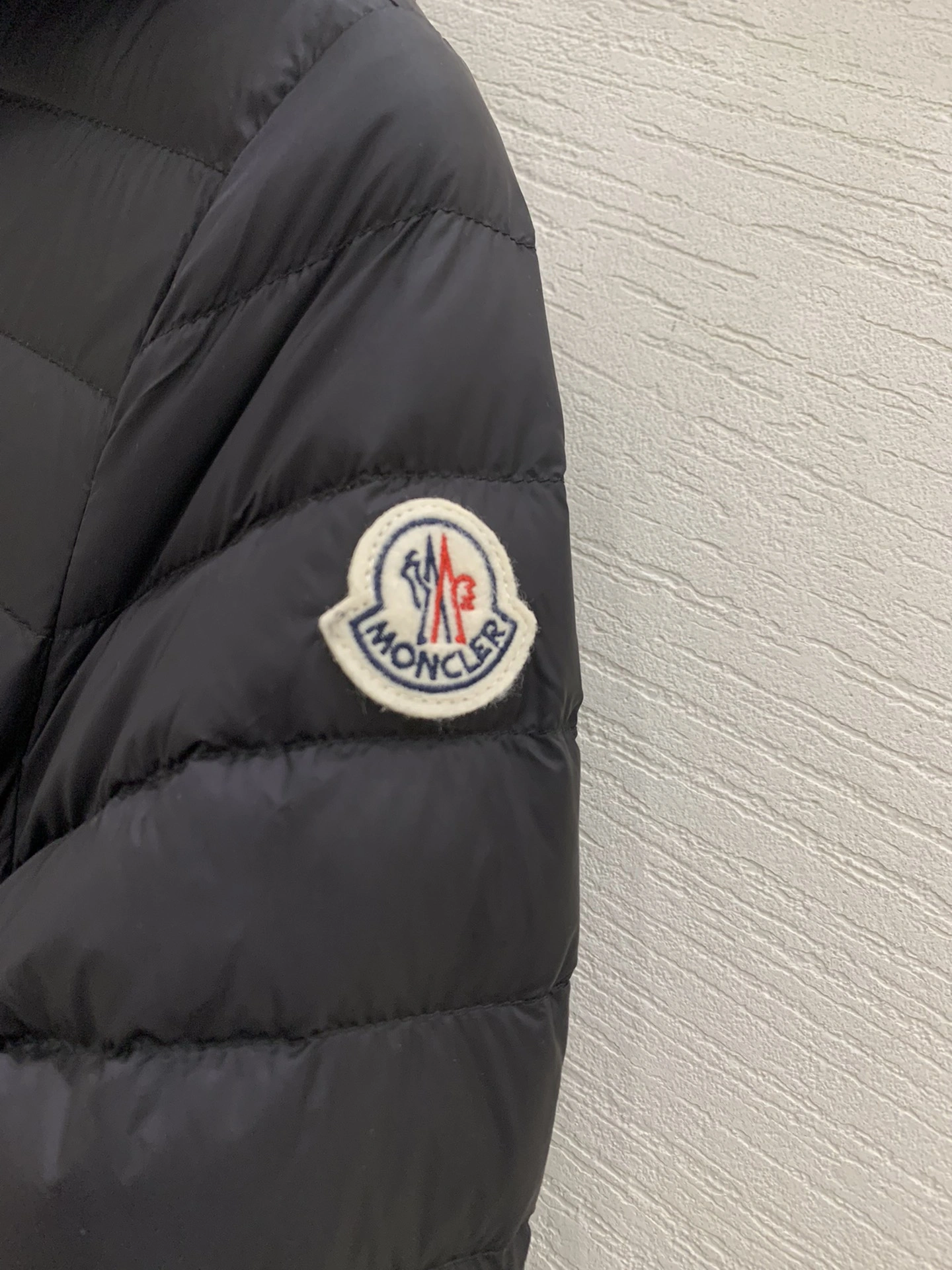 Moncler Down Jackets Efficient 146151