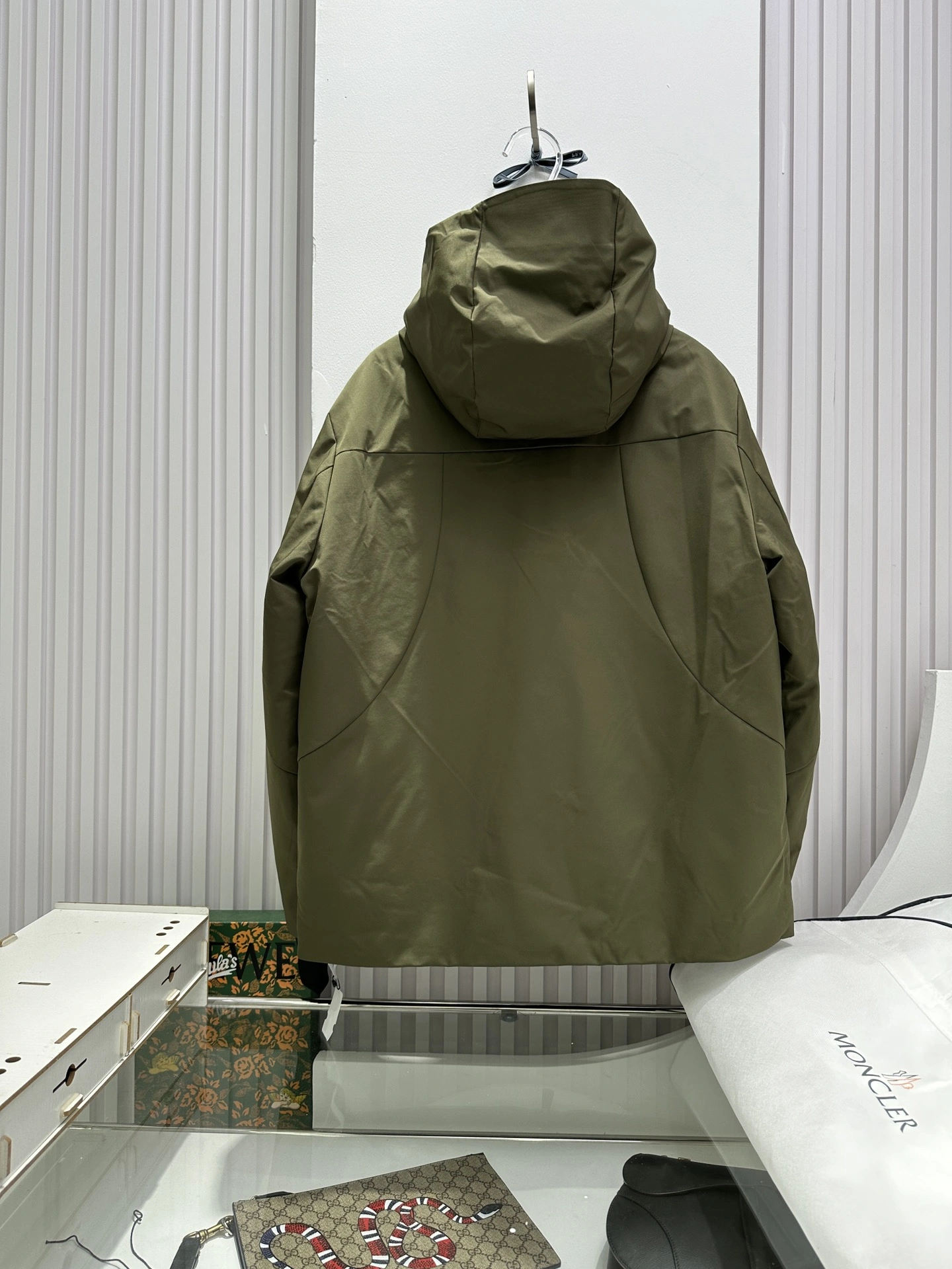 TravelReady Moncler Down Jackets 146149