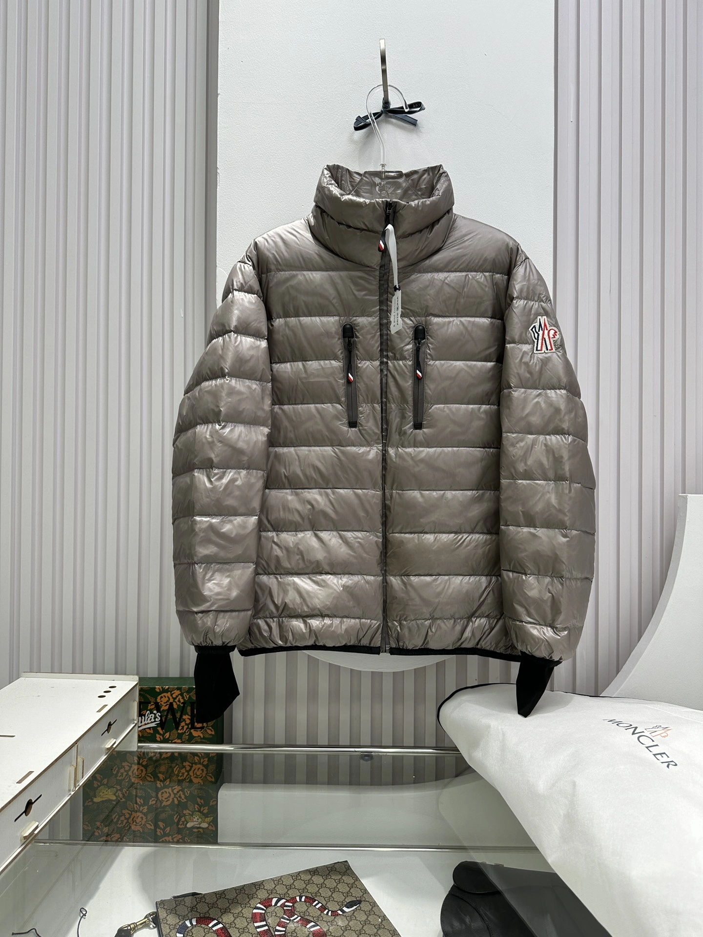 Flexible Moncler Down Jackets 146146