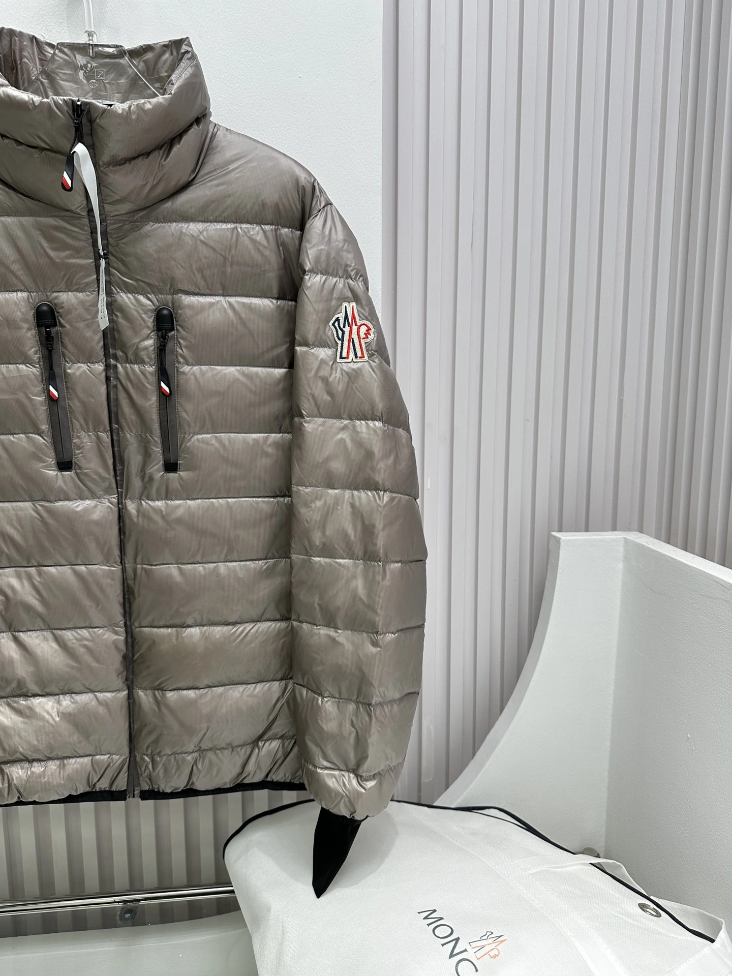 Flexible Moncler Down Jackets 146146