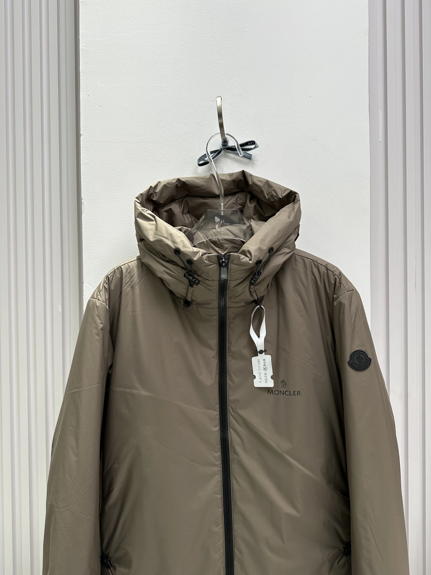 Durable Moncler Down Jackets 146139