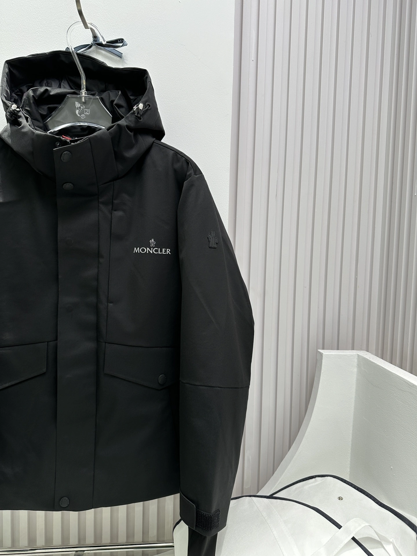 Moncler Down Jackets NewStyle 146129