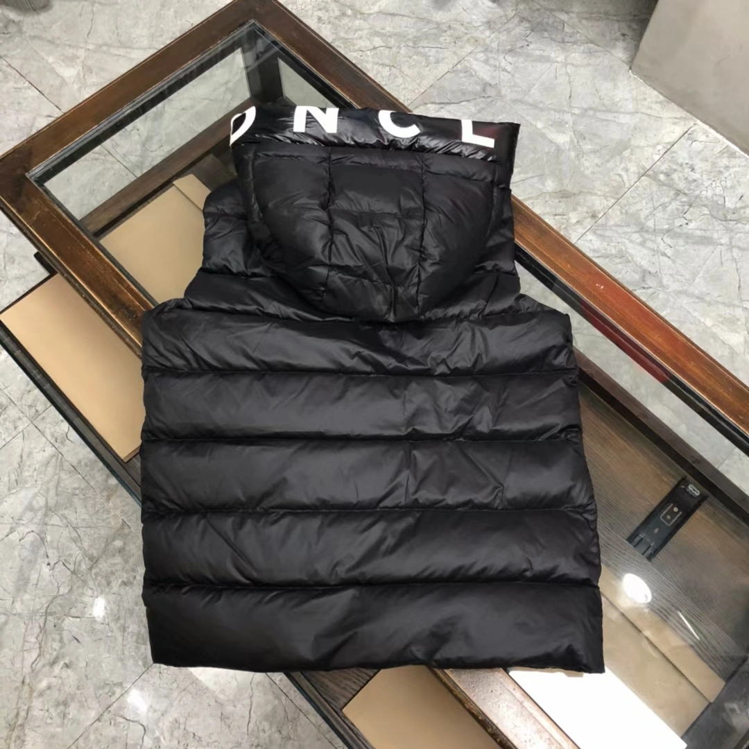 FlexibleFit Moncler Down Jackets 146120