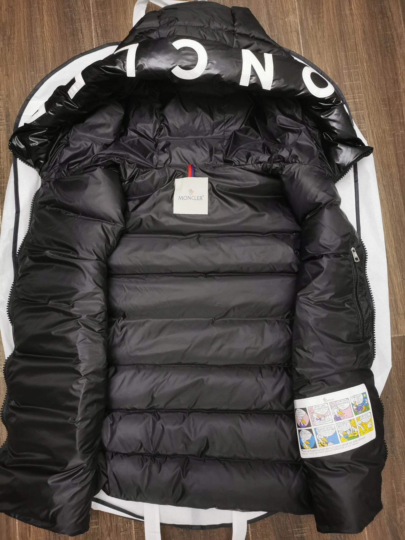 Contemporary Moncler Down Jackets 146125