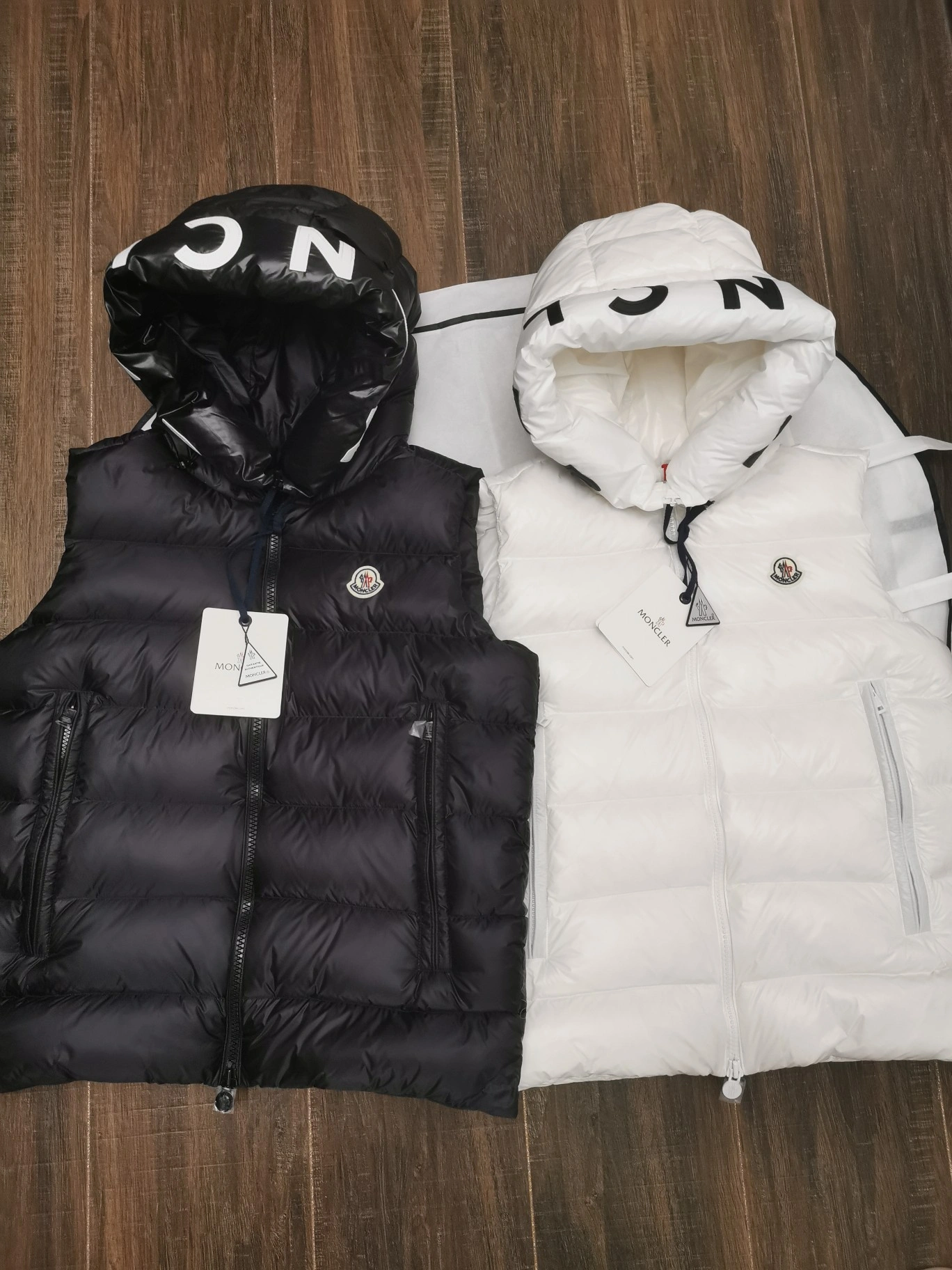 Attractive Moncler Down Jackets 146130