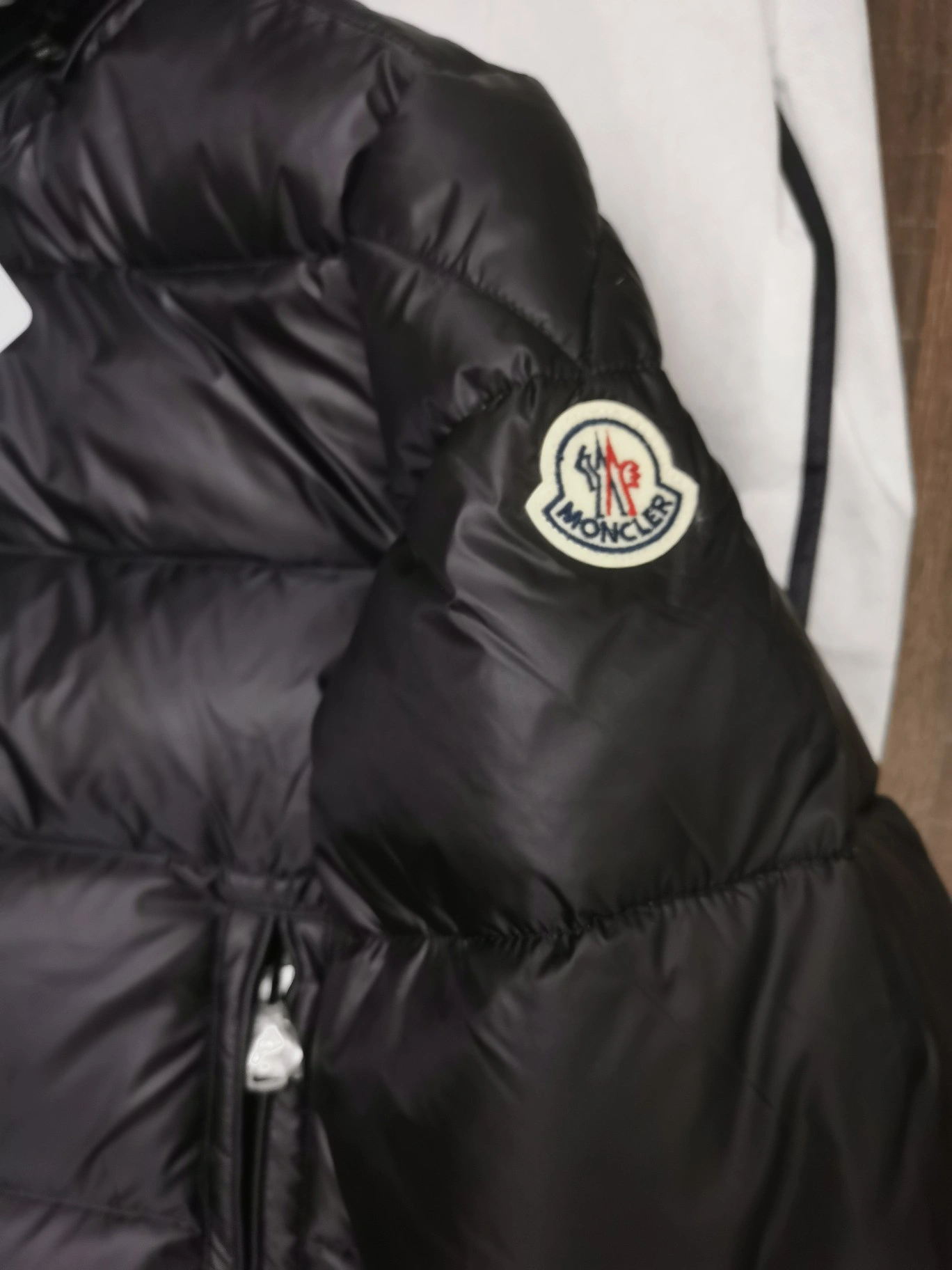Moncler Down Jackets Soft 146128