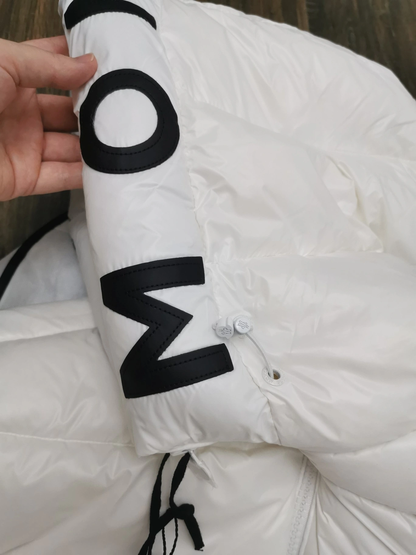 Moncler Down Jackets Thermal 146117