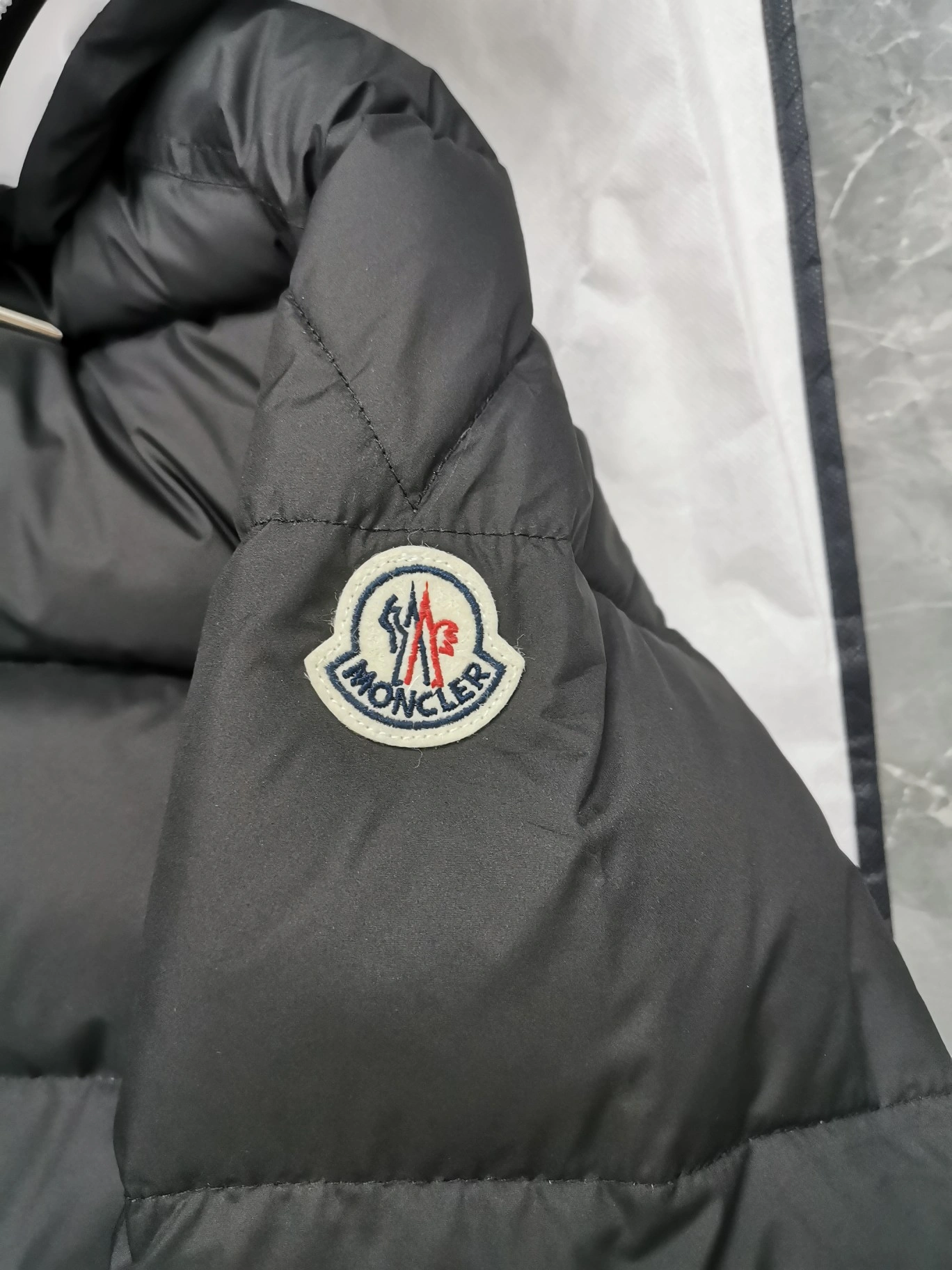 Moncler Down Jackets TechFriendly 146118