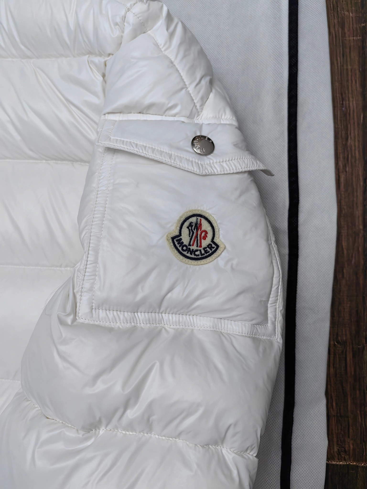 Moncler Down Jackets Packable 146131