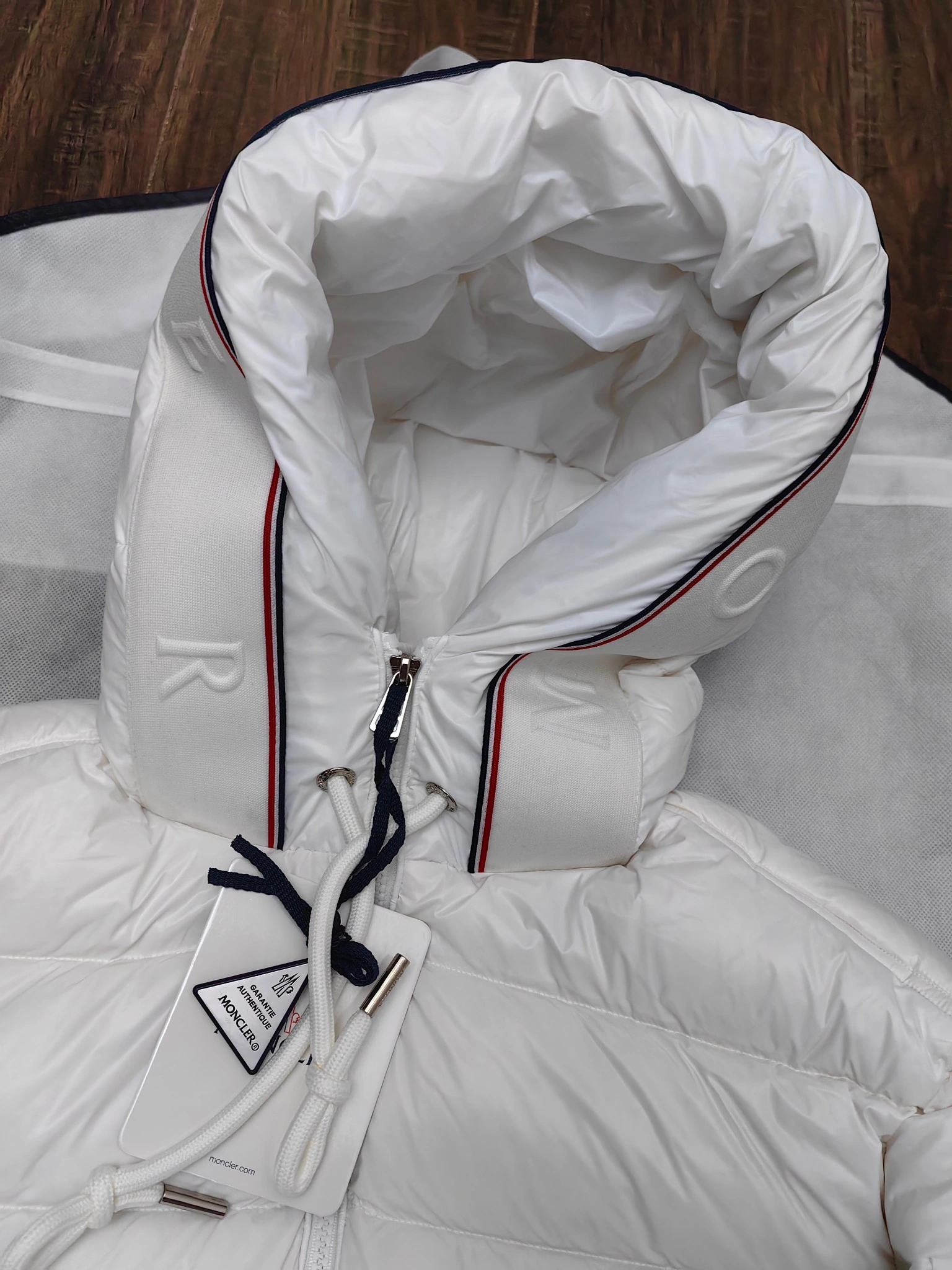 Moncler Down Jackets Packable 146131