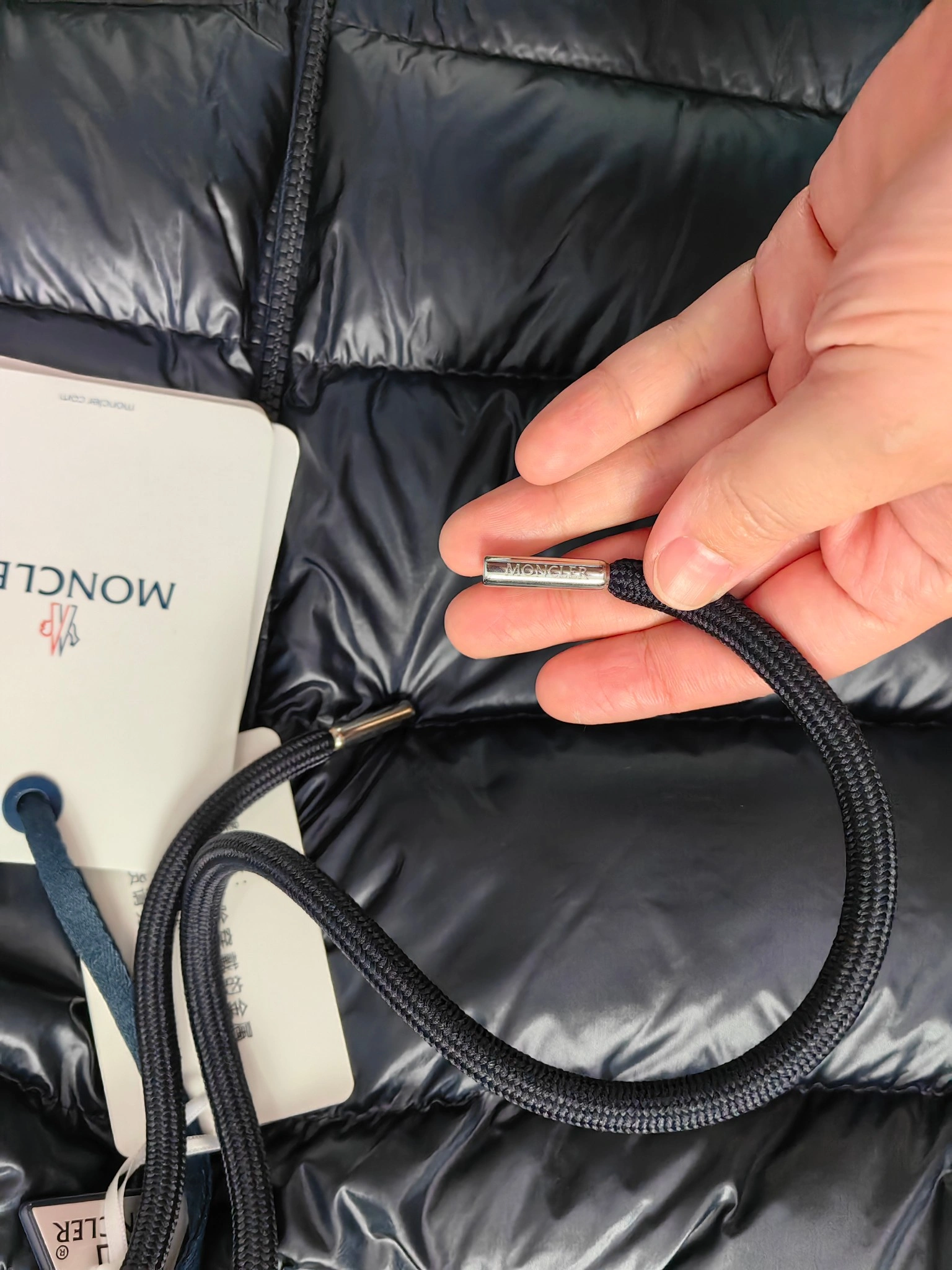 Moncler Down Jackets TimelessDesign 146136