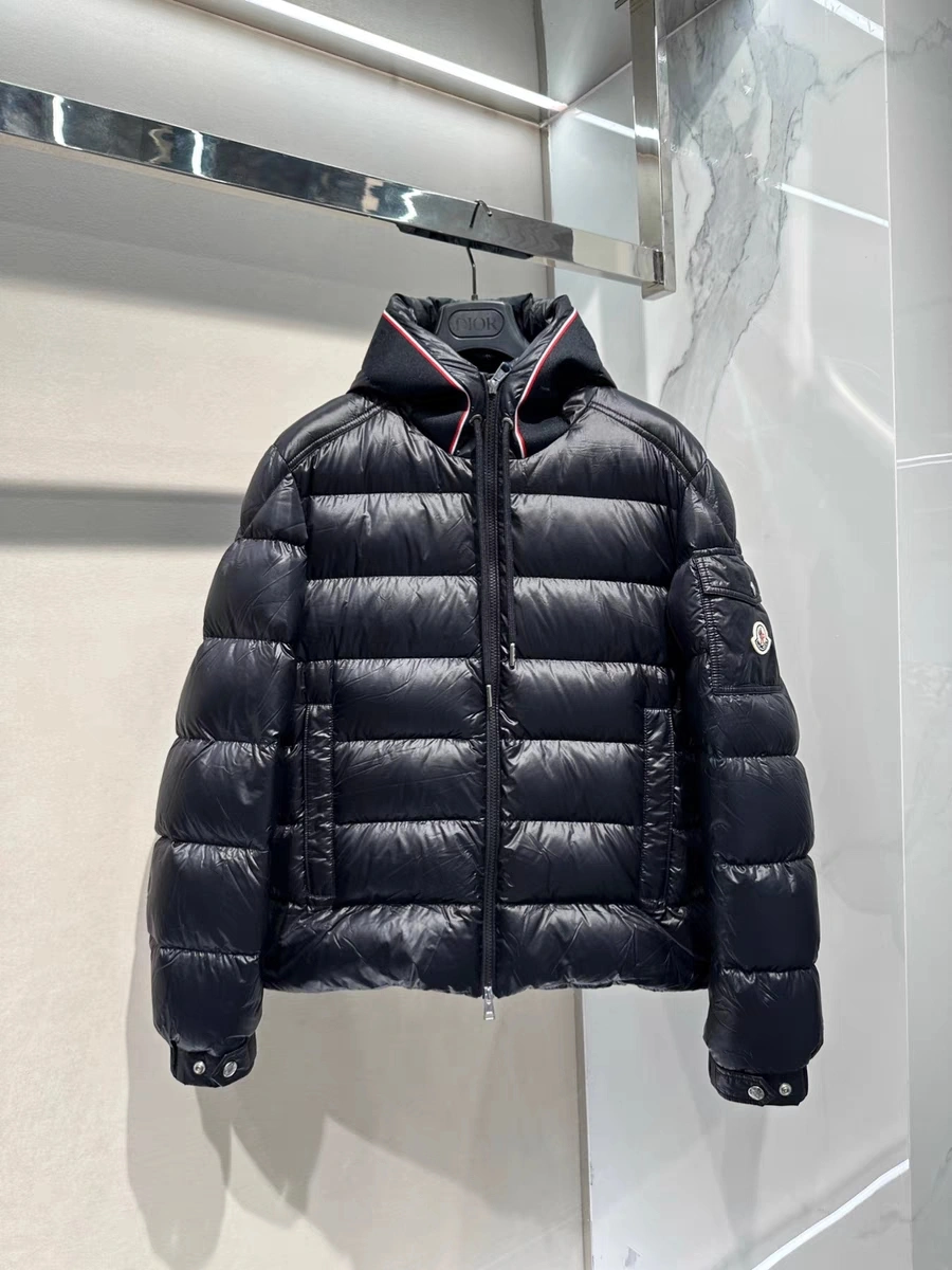 SoftTouch Moncler Down Jackets 146135