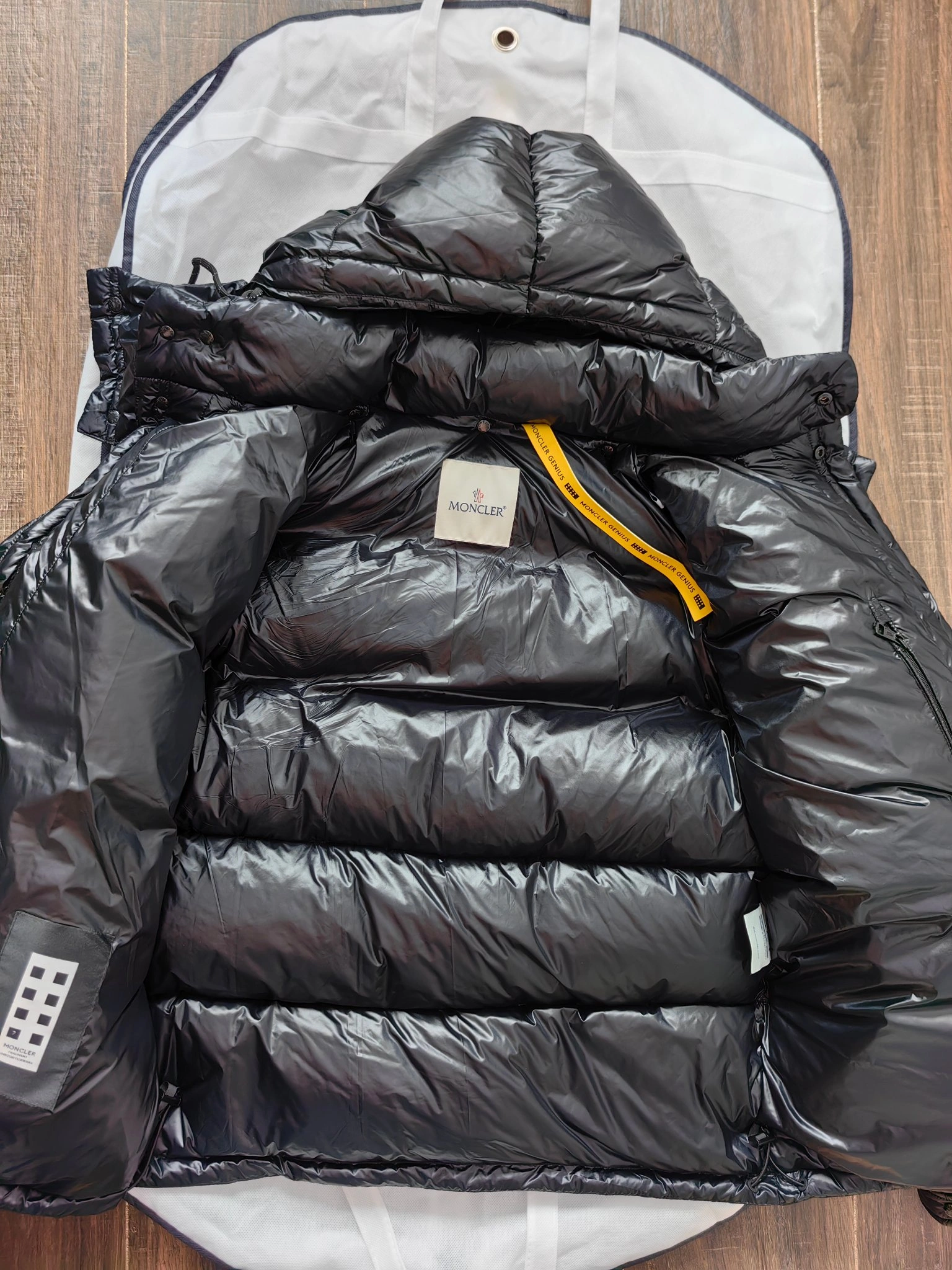 Moncler Down Jackets StreetReady 146122