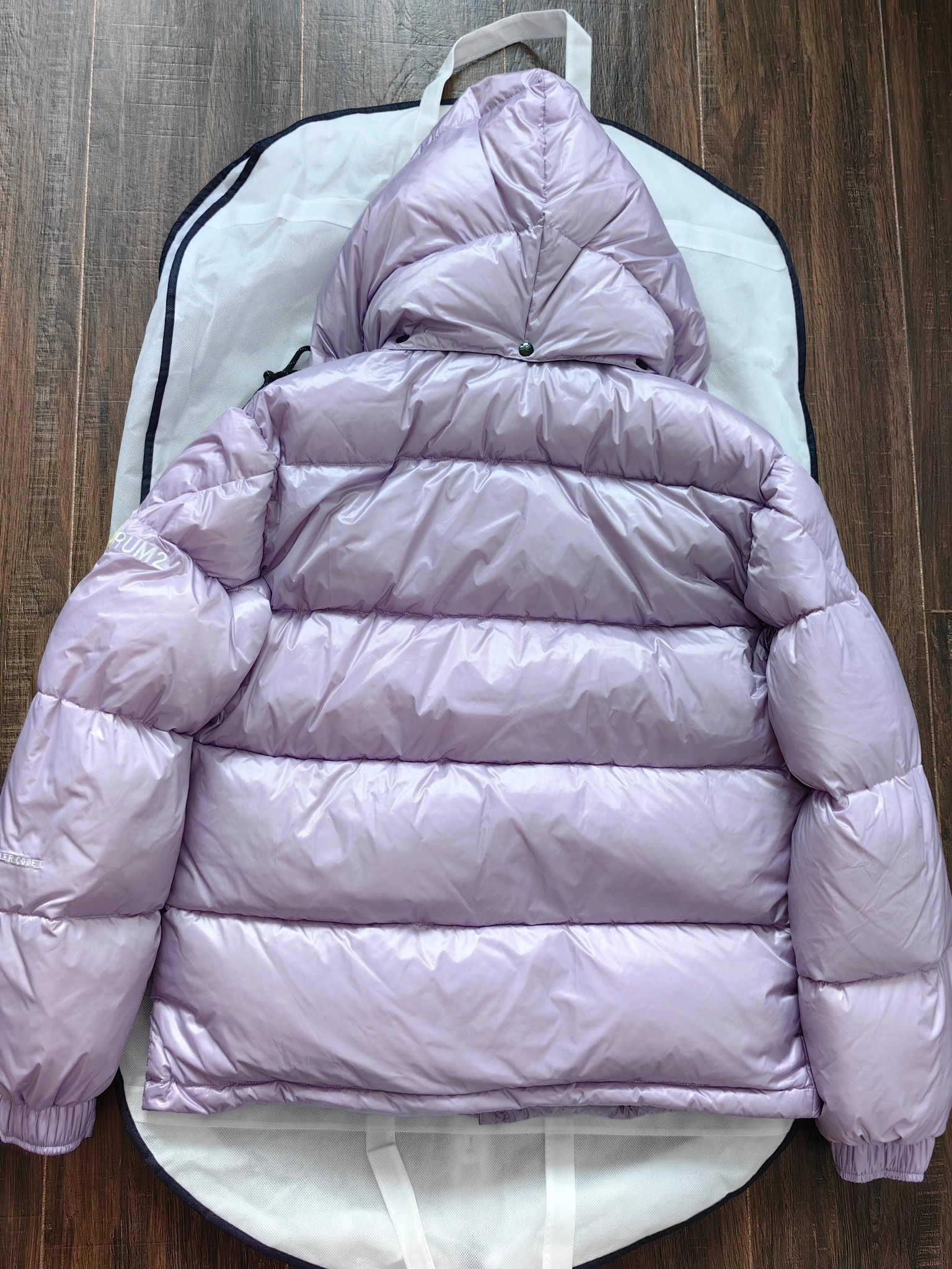 Neat Moncler Down Jackets 146141