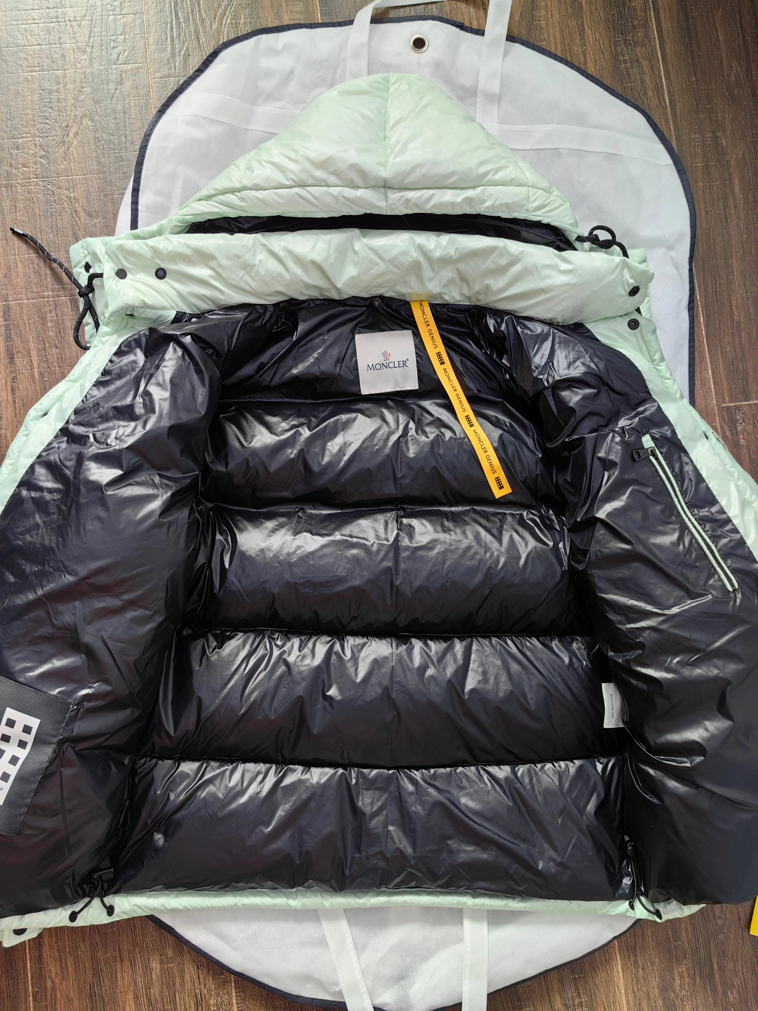 Moncler Down Jackets Reliable 146119