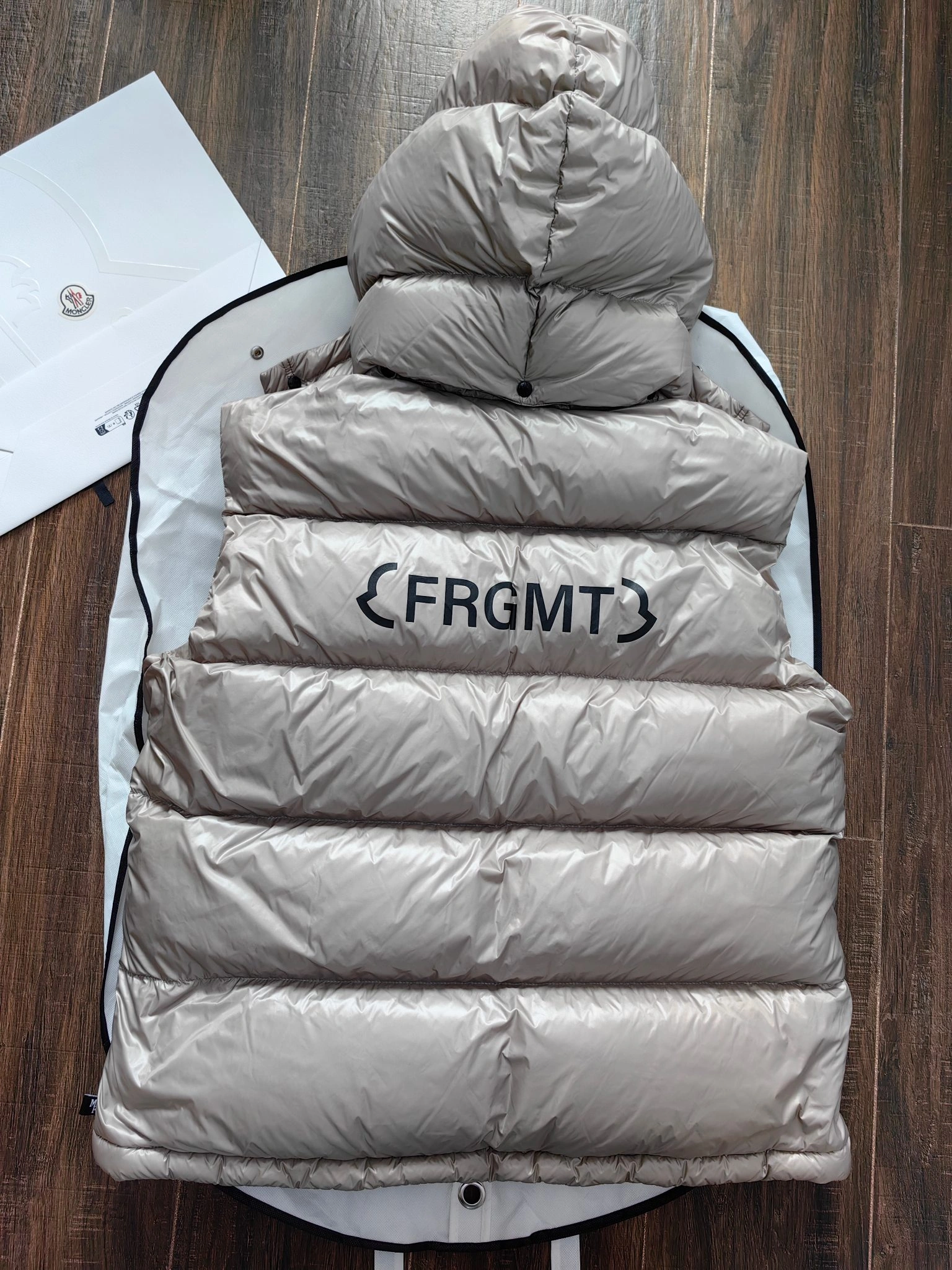 Seasonal Moncler Down Jackets 146137