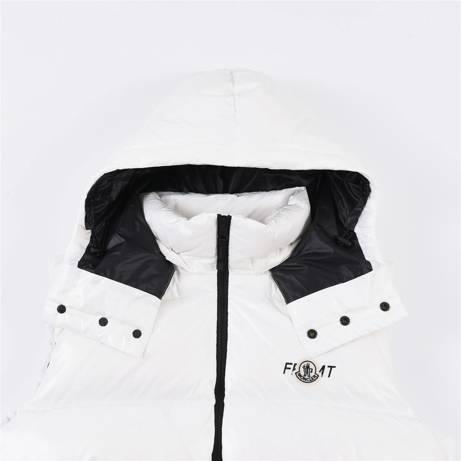Moncler Down Jackets OnTrend 146123