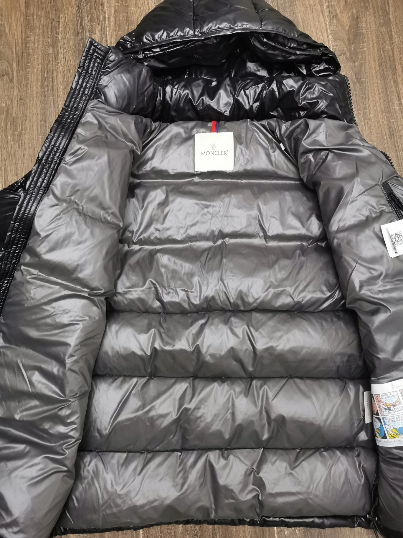Moncler Down Jackets FreshLook 146115