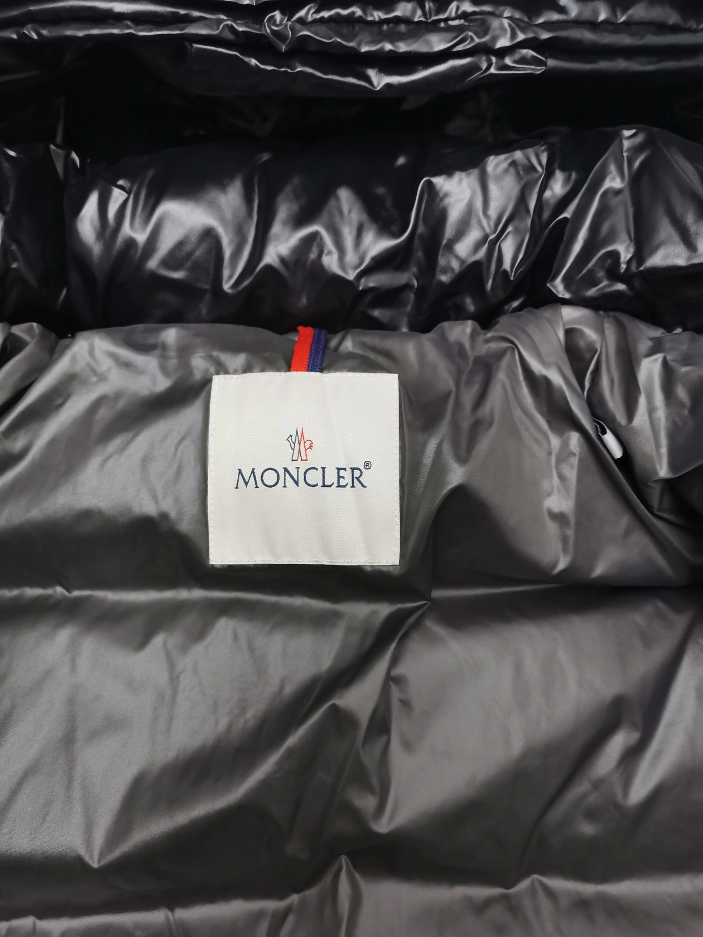 Moncler Down Jackets FreshLook 146115