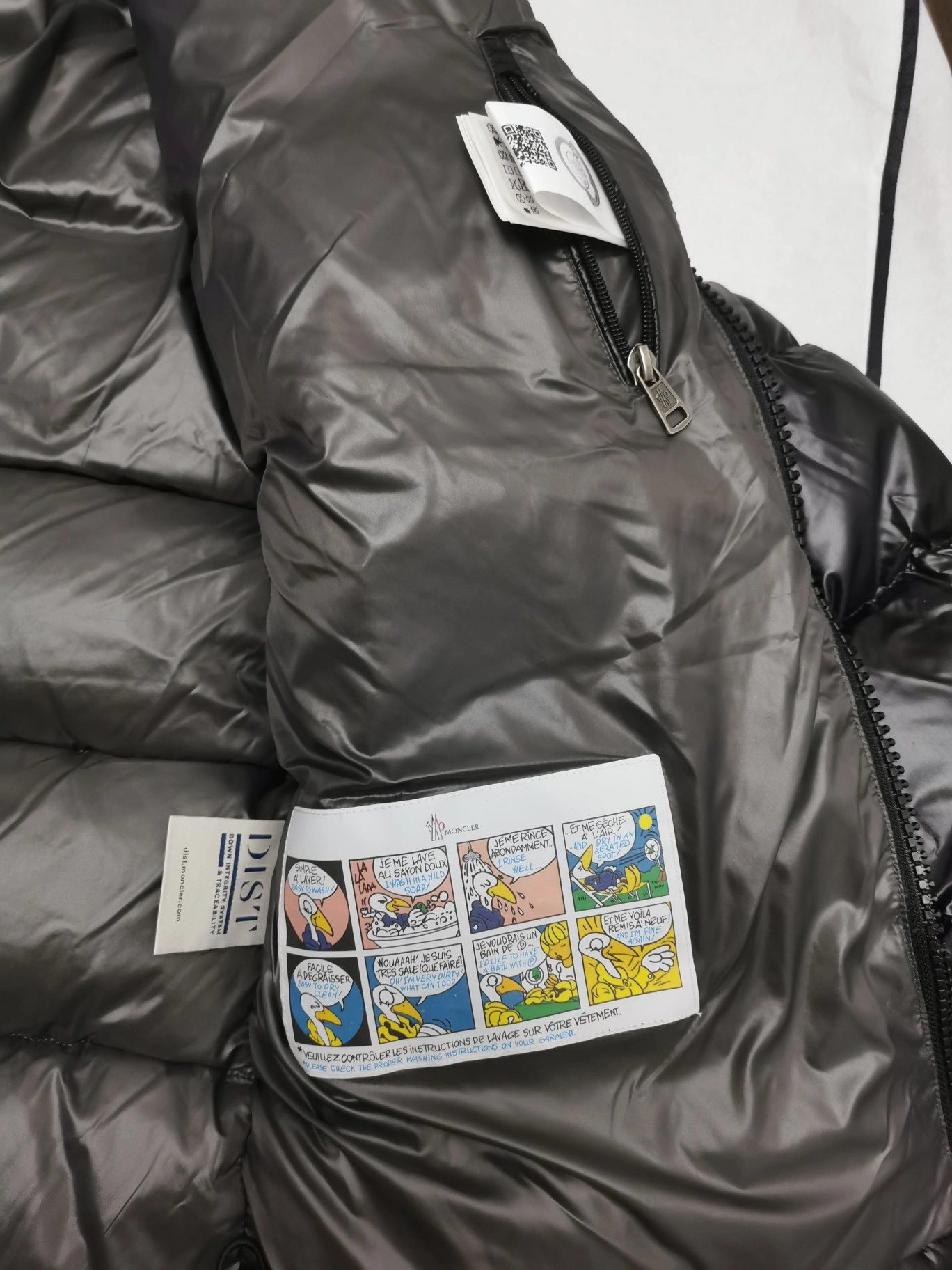 Moncler Down Jackets FreshLook 146115