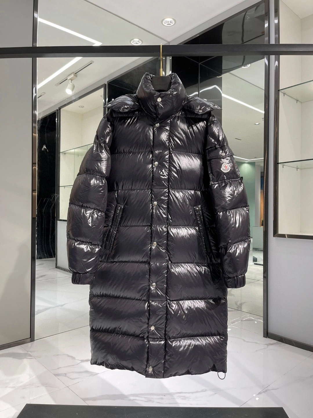 Moncler Down Jackets Affordable 146142