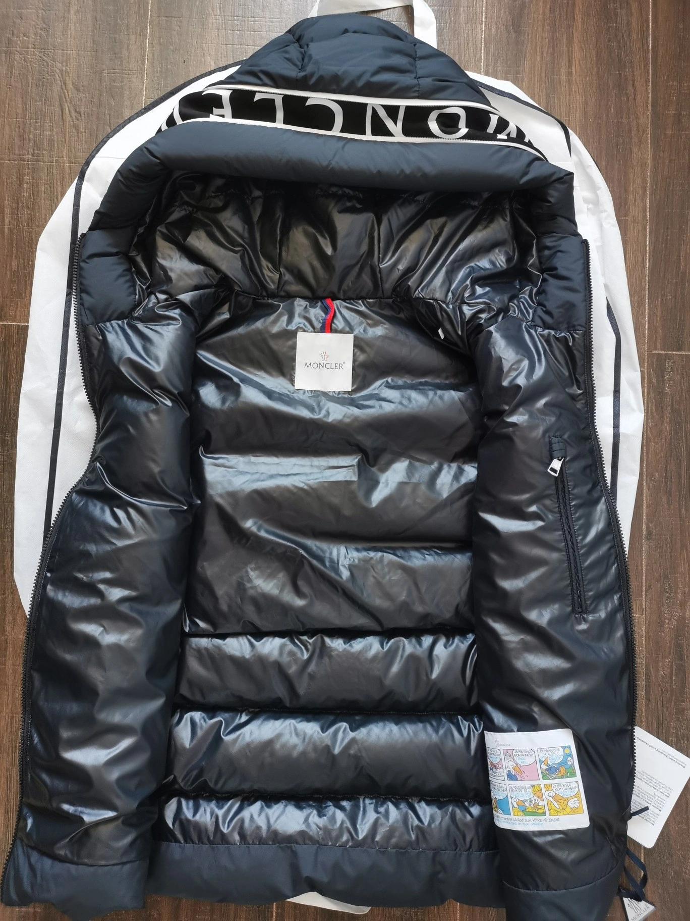 Bold Moncler Down Jackets 146116