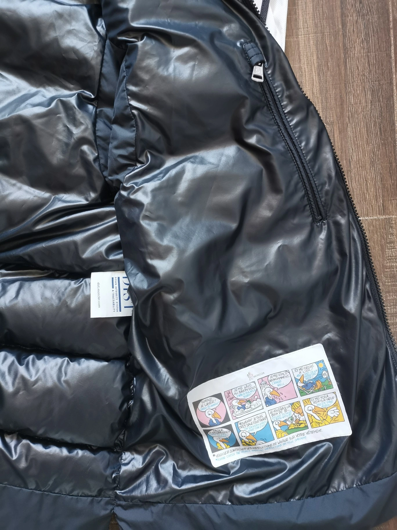 Bold Moncler Down Jackets 146116