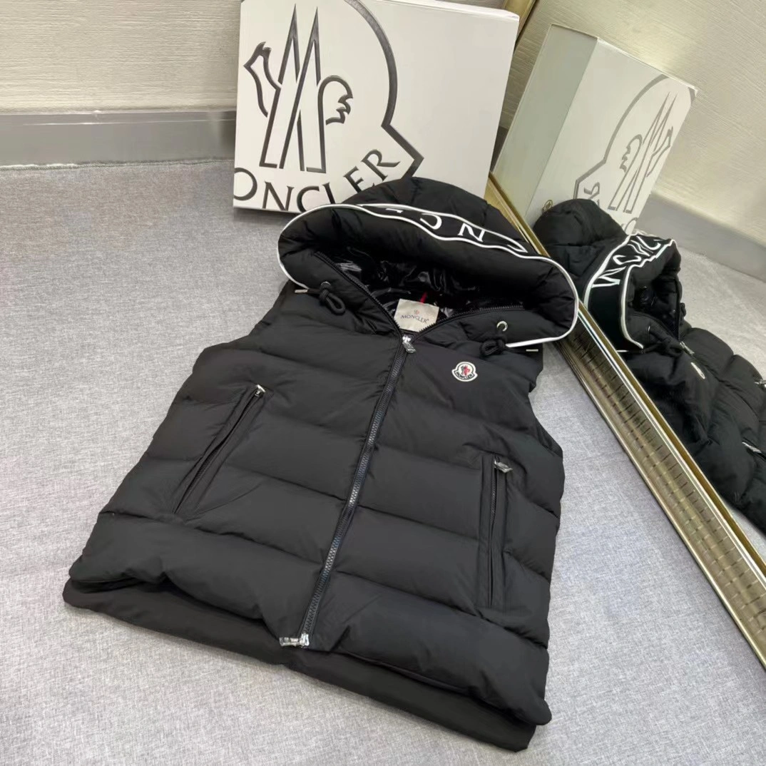 UrbanStyle Moncler Down Jackets 146132
