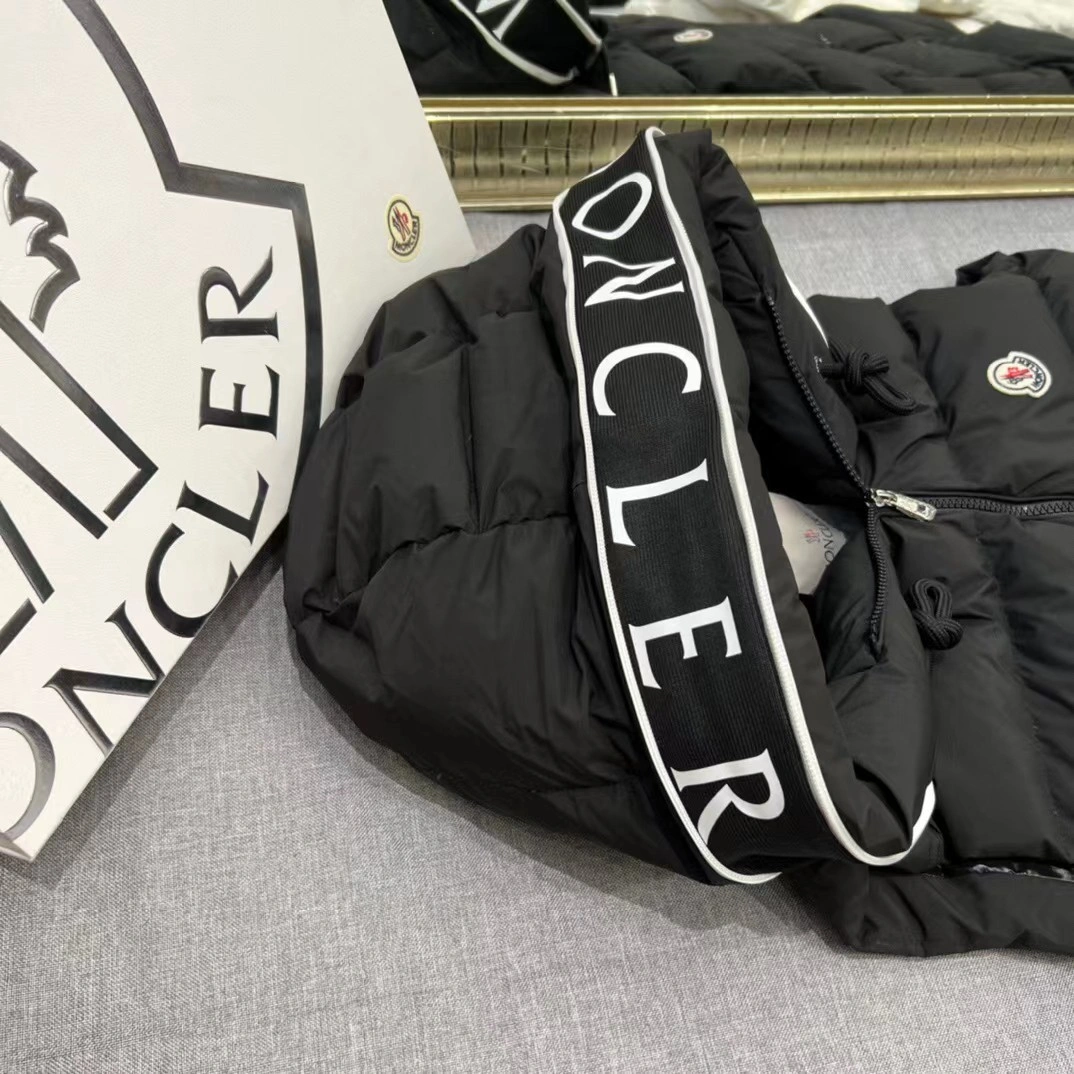 UrbanStyle Moncler Down Jackets 146132
