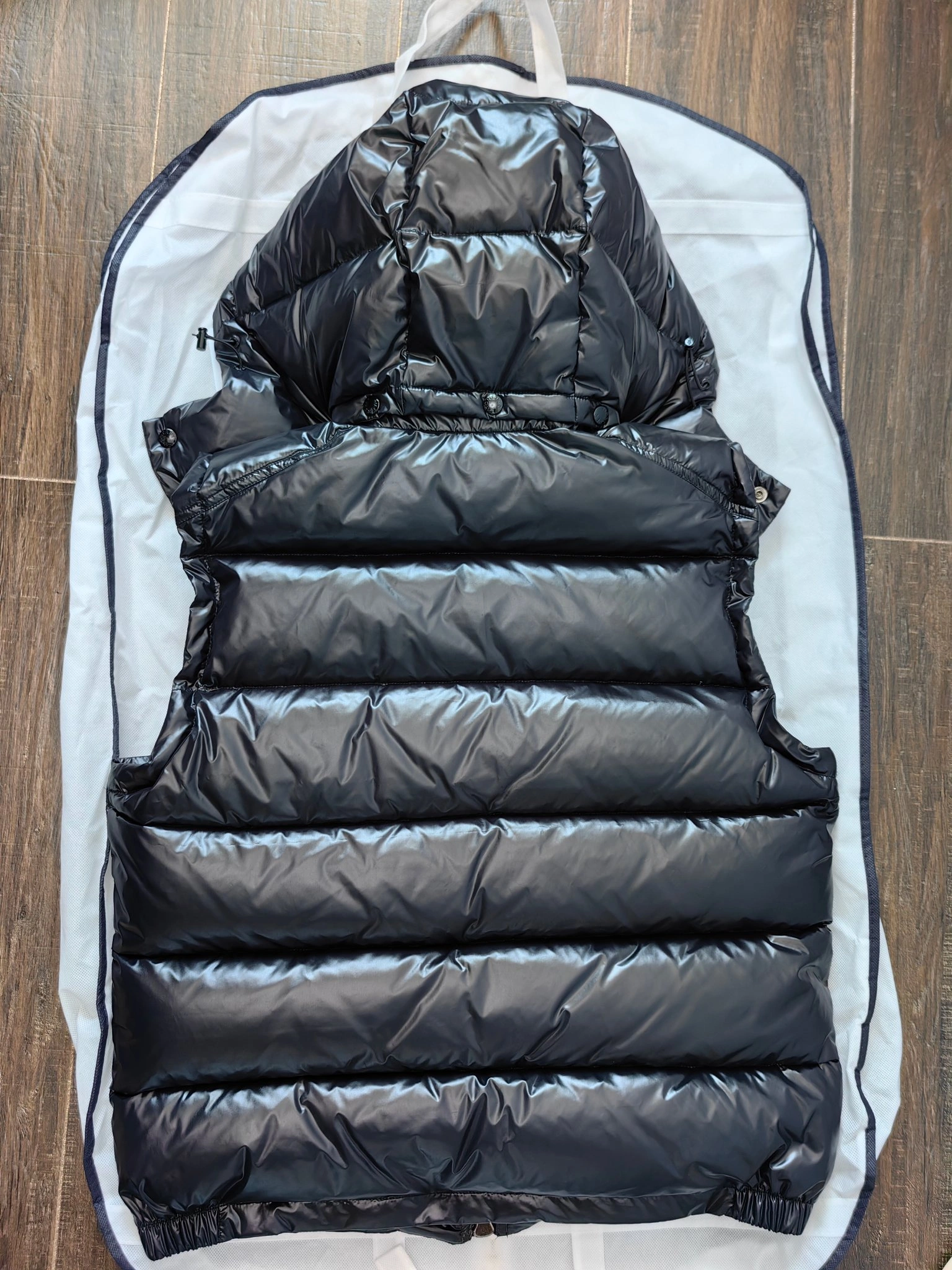 Bold Moncler Down Jackets 146113