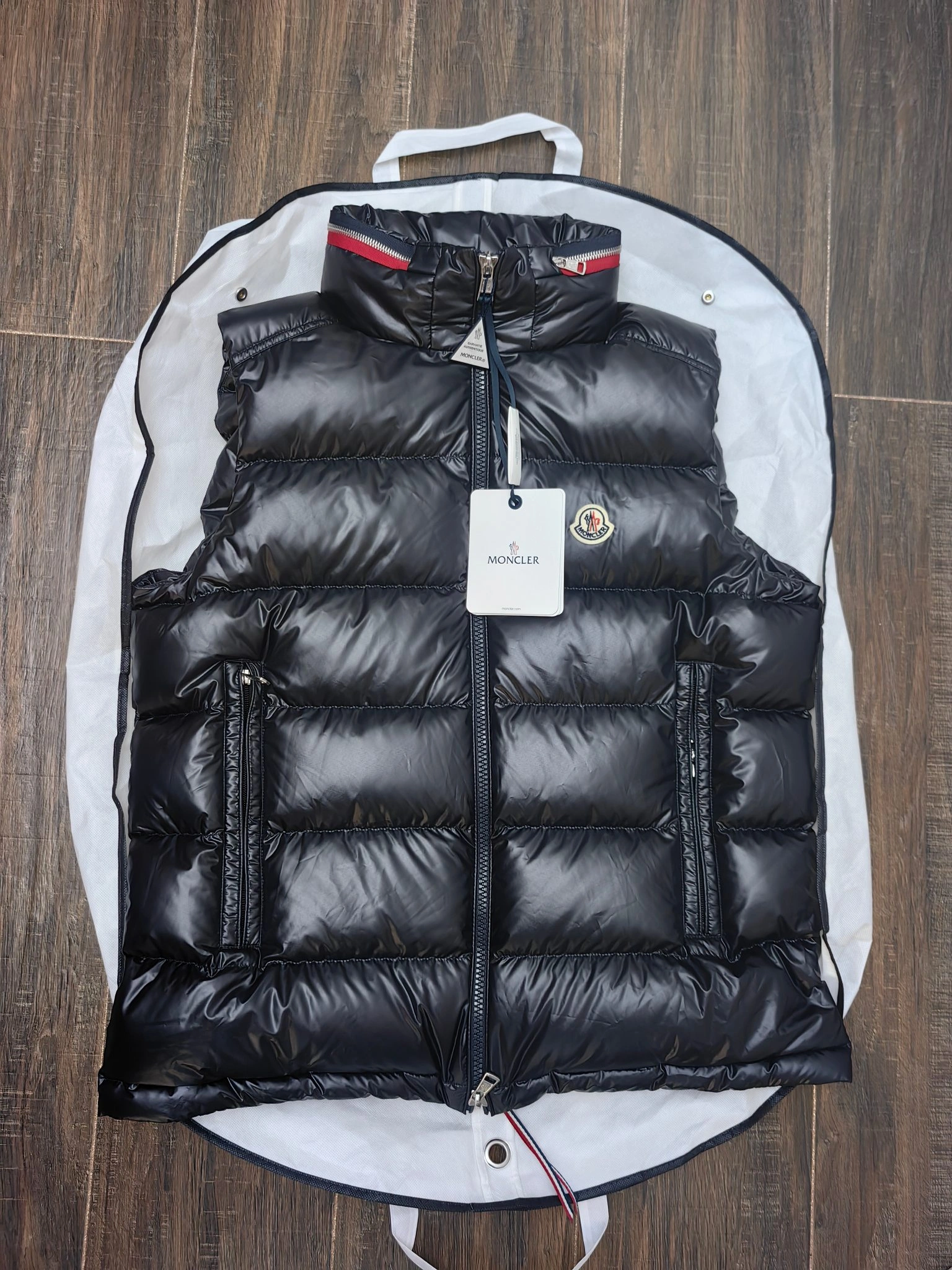 Durable Moncler Down Jackets 146138