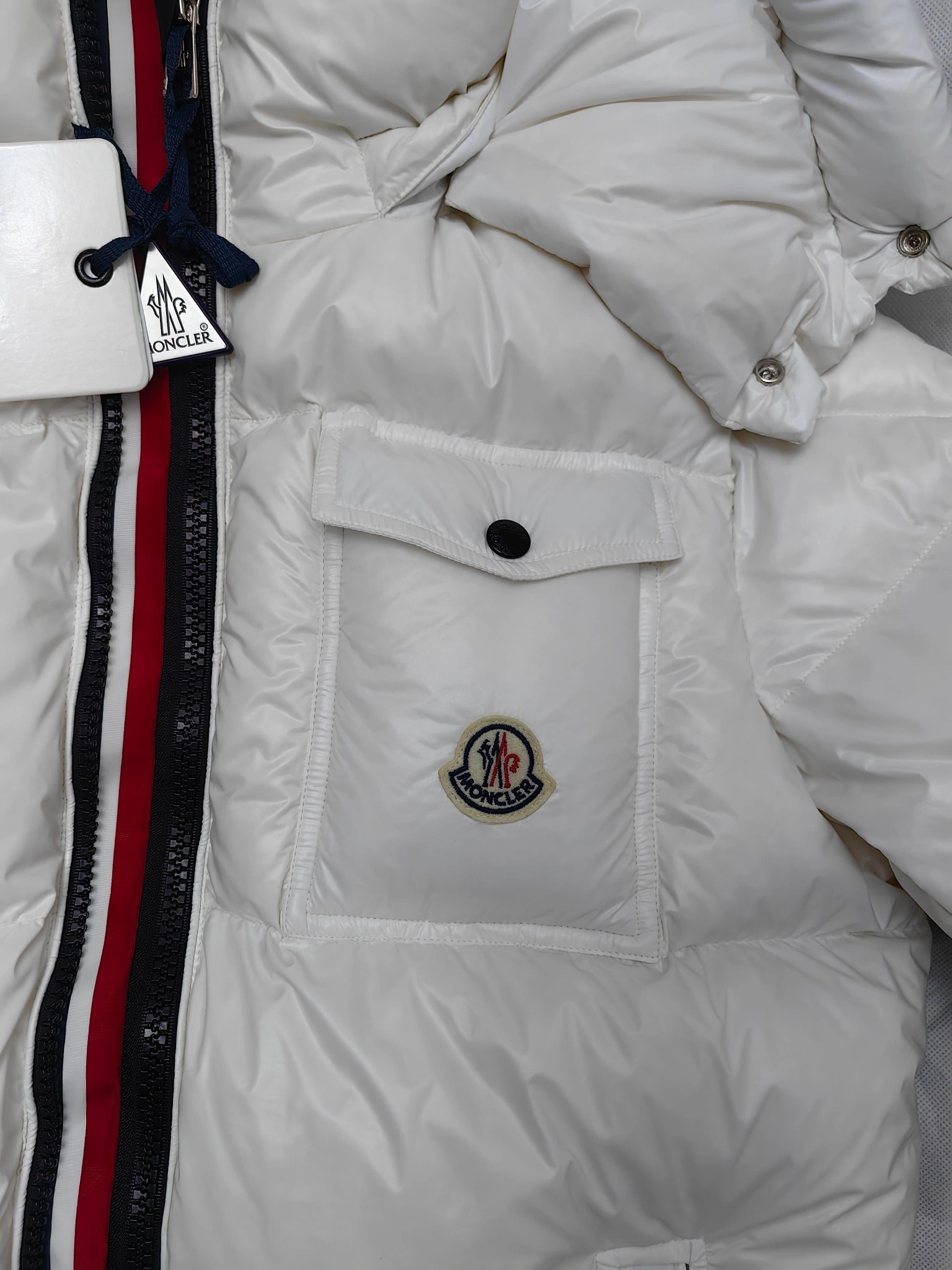 Moncler Down Jackets DailyWear 146144