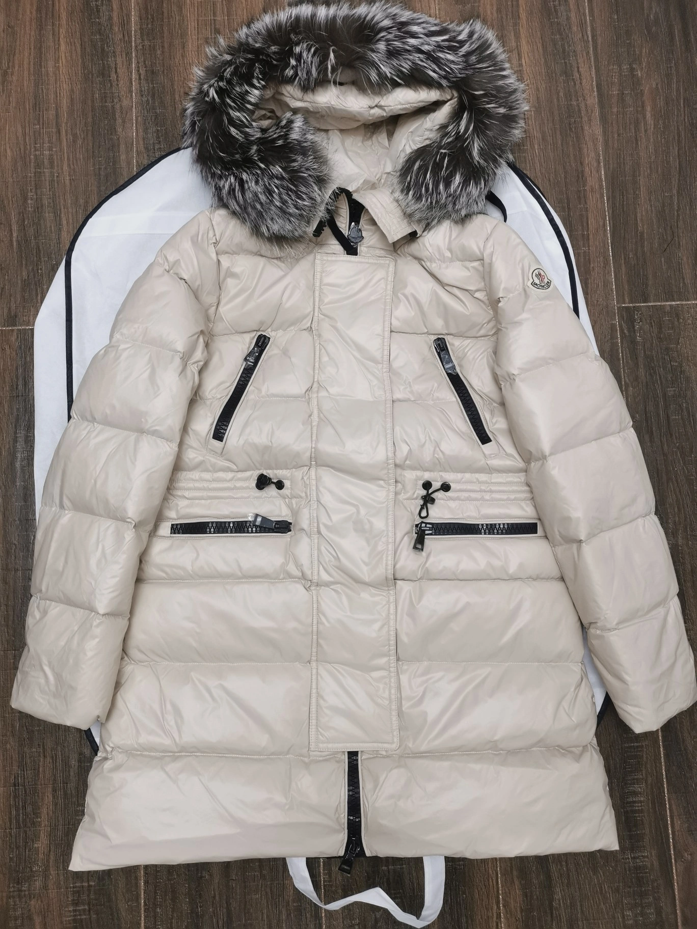 Sophisticated Moncler Down Jackets 146110