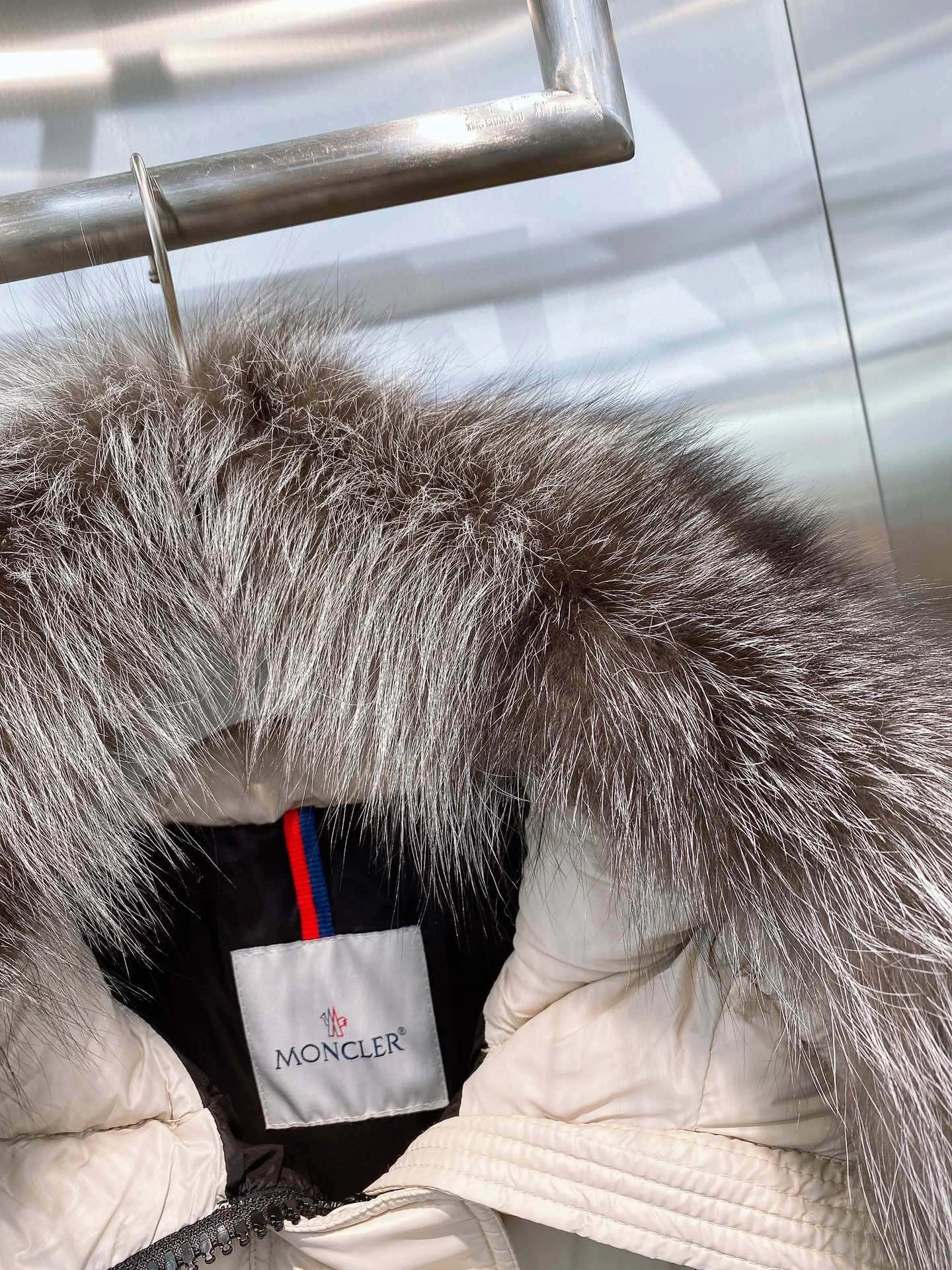 Moncler Down Jackets HighPerformance 146107