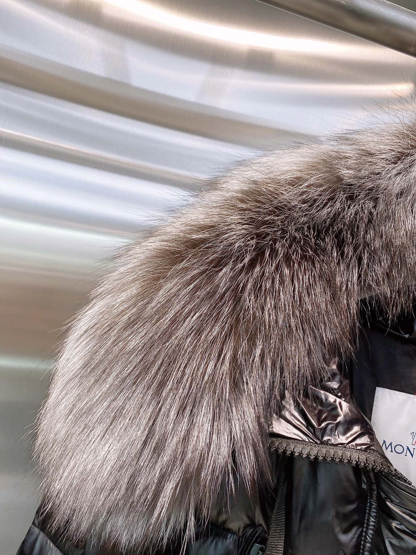 Lightweight Moncler Down Jackets 146106