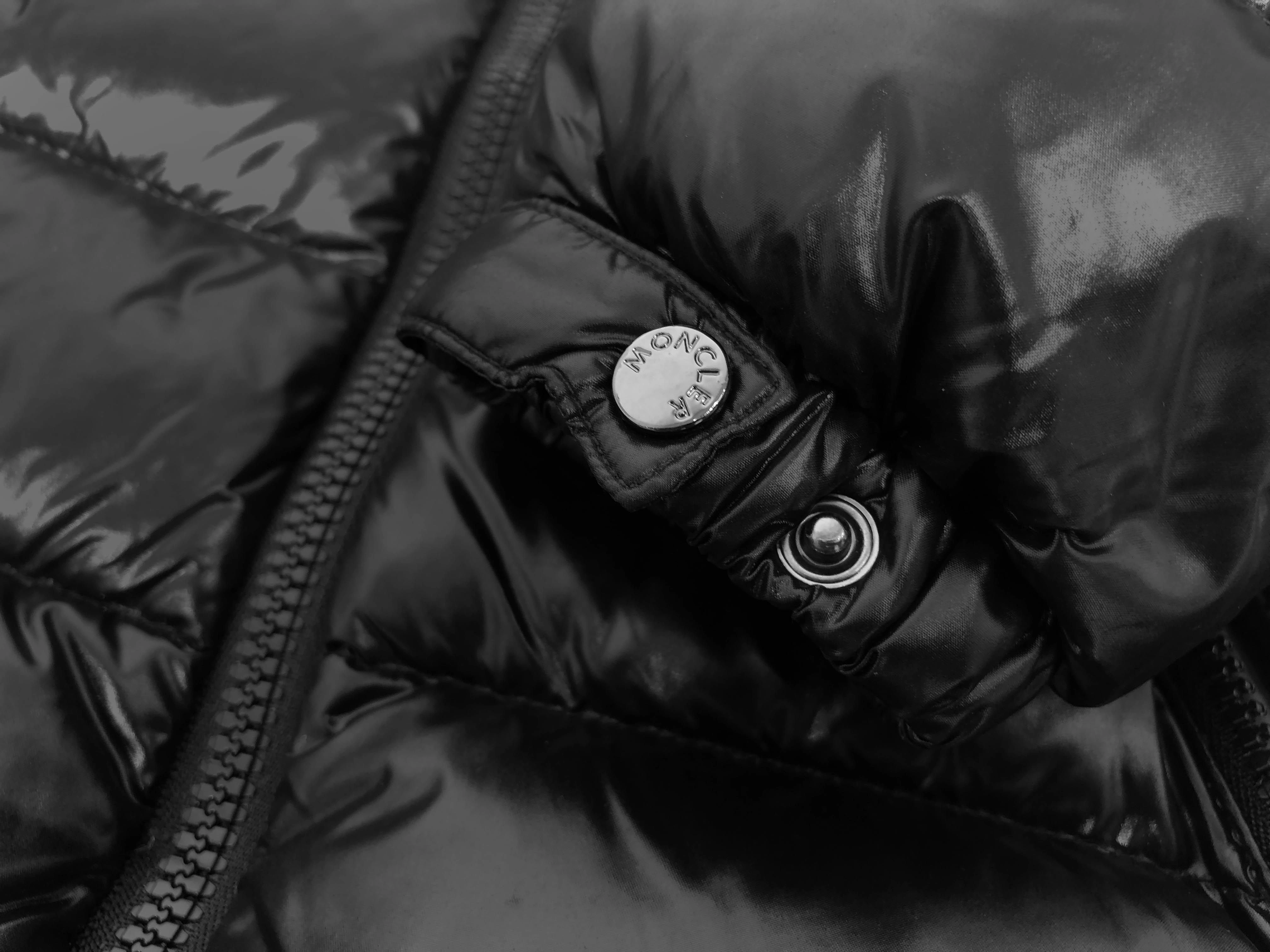 SoftTouch Moncler Down Jackets 146105