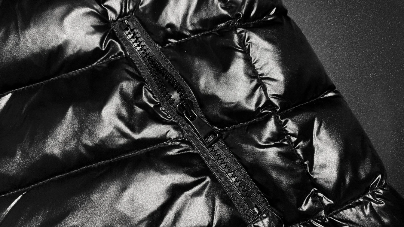 SoftTouch Moncler Down Jackets 146105
