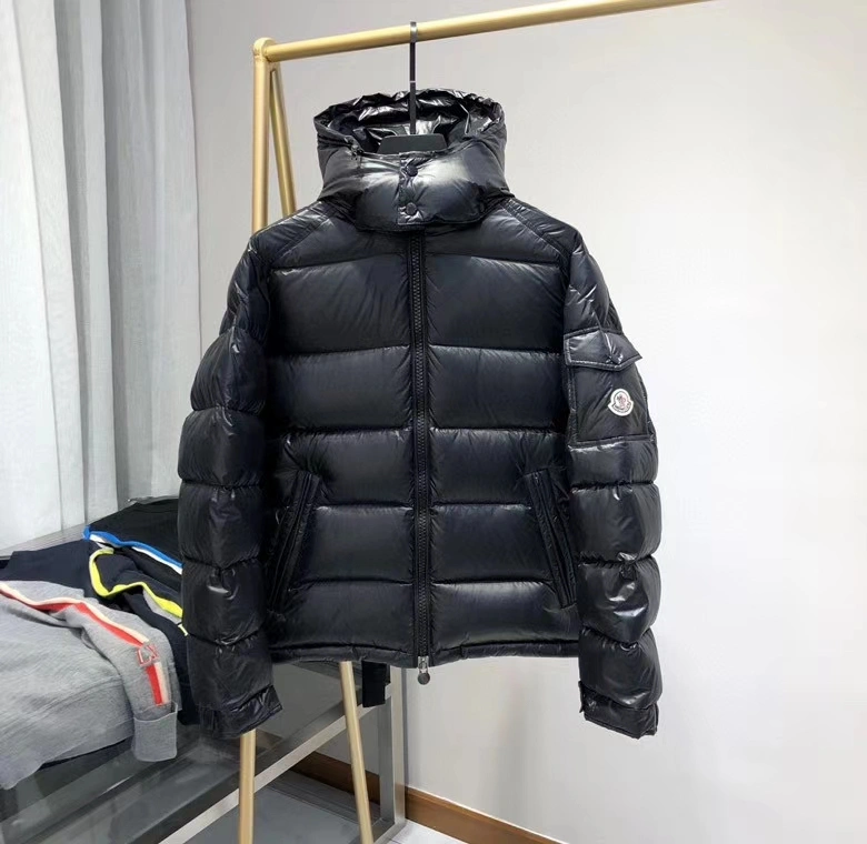 EyeCatching Moncler Down Jackets 146088